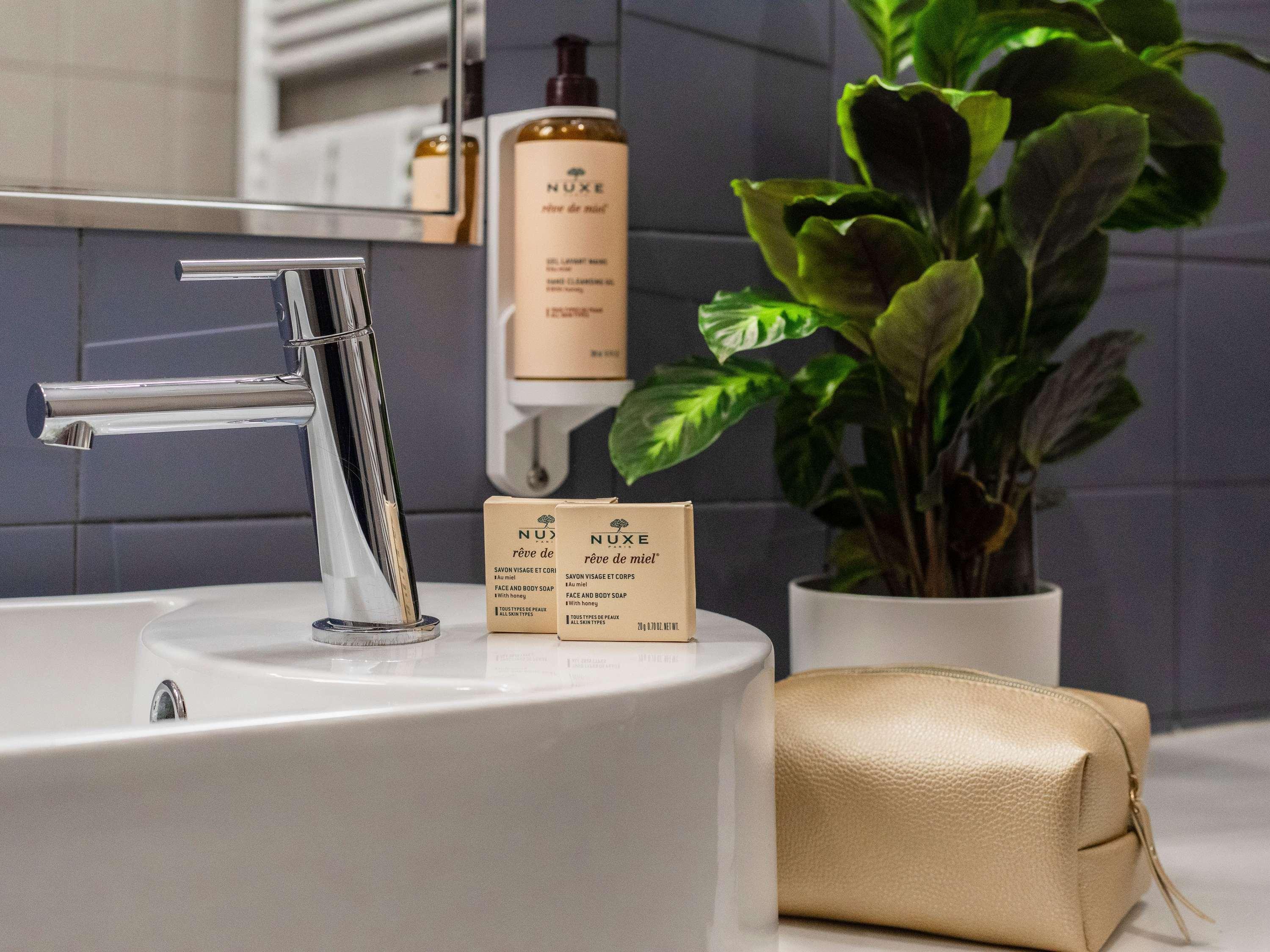 Double Superior King Bed