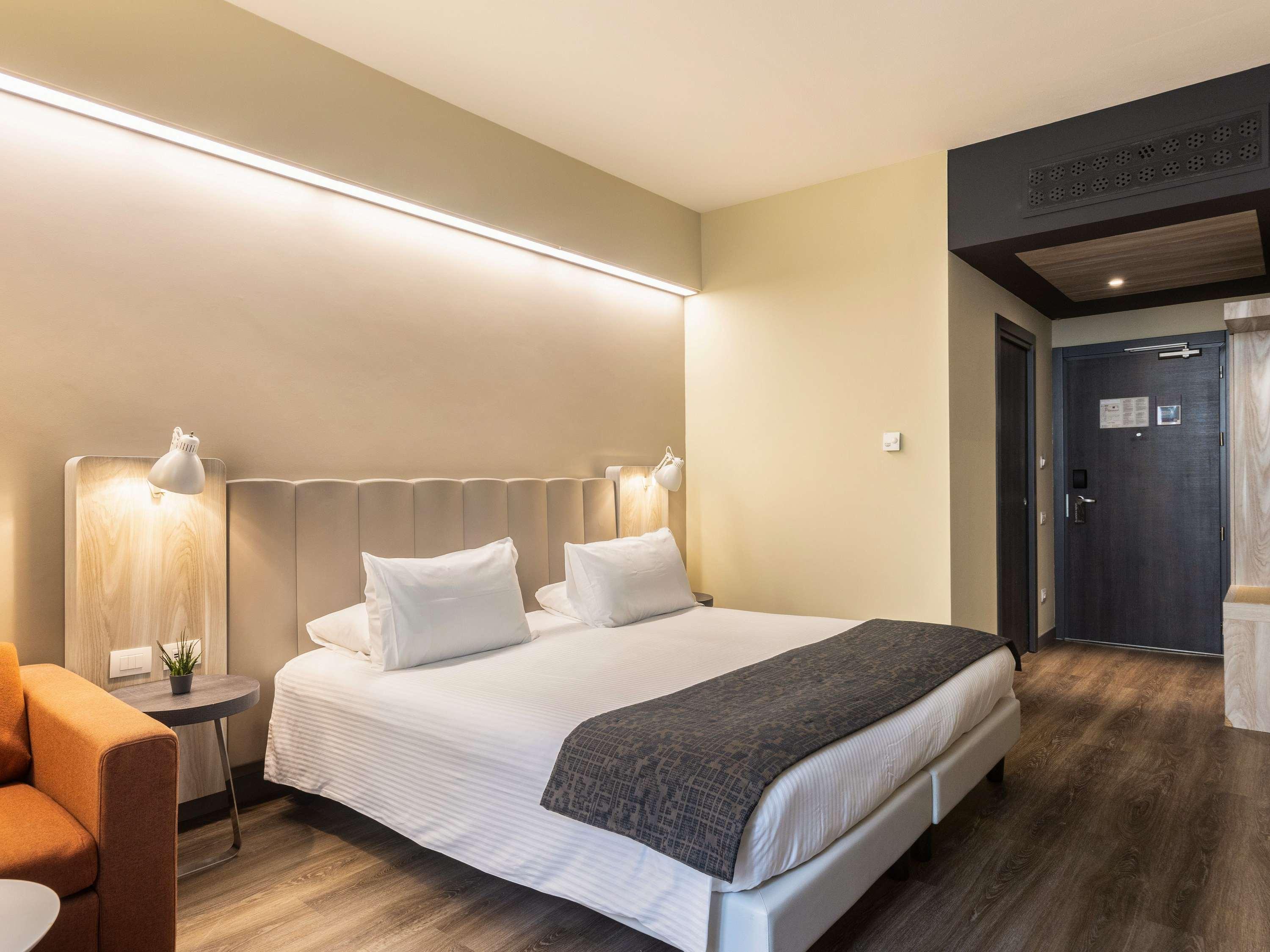 Double Superior King Bed