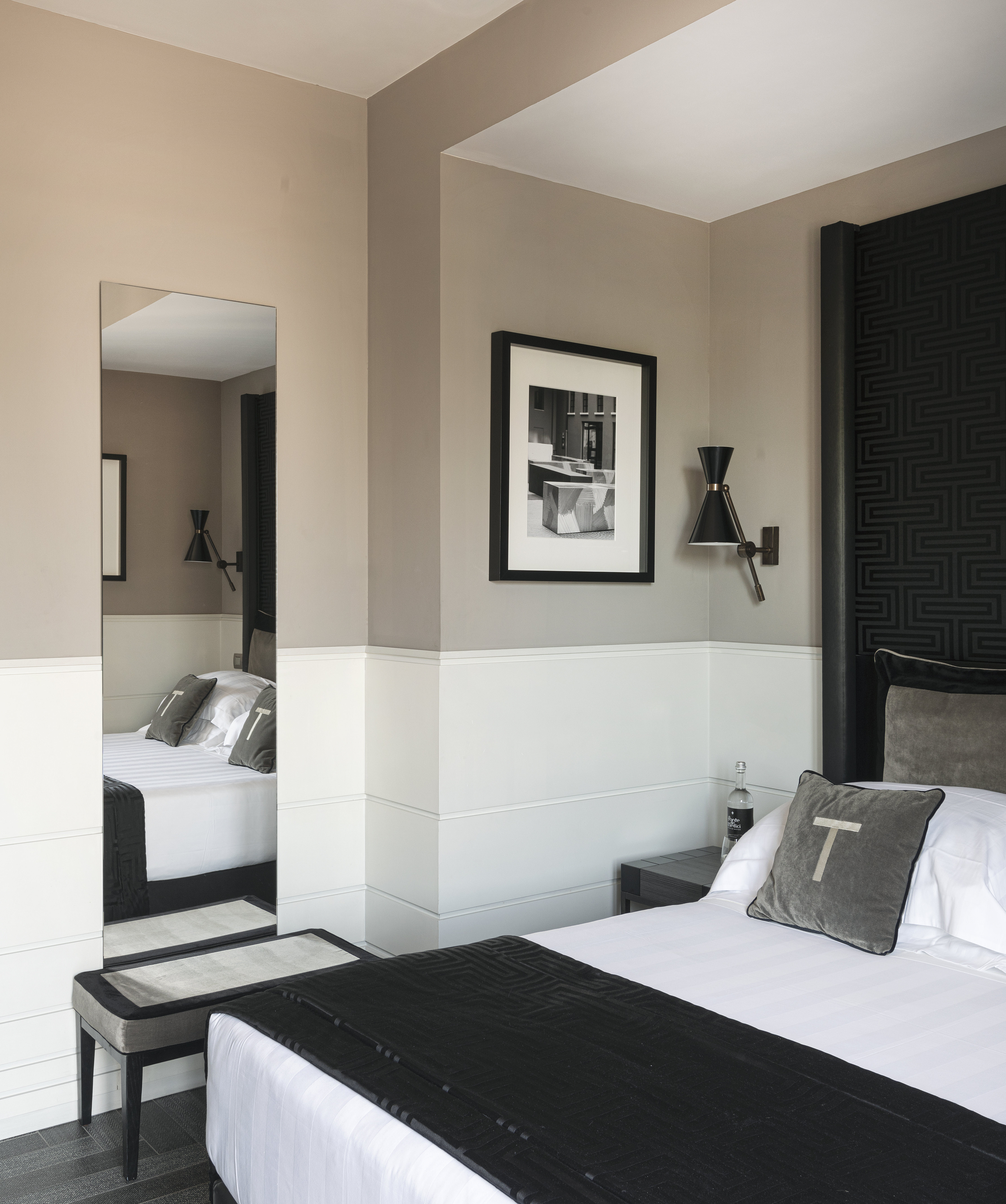 Double Deluxe King Bed