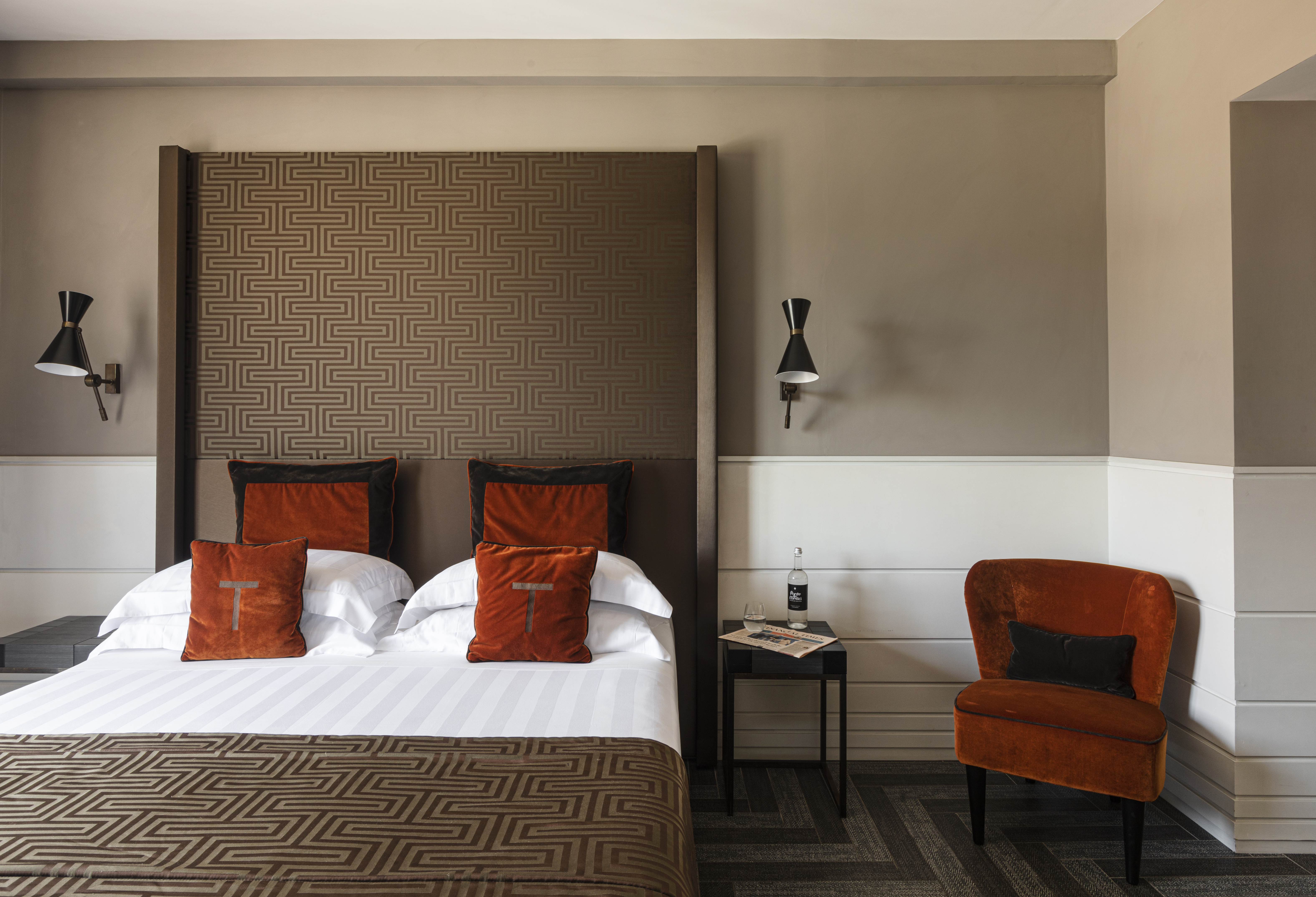 Junior Suite Deluxe King Bed