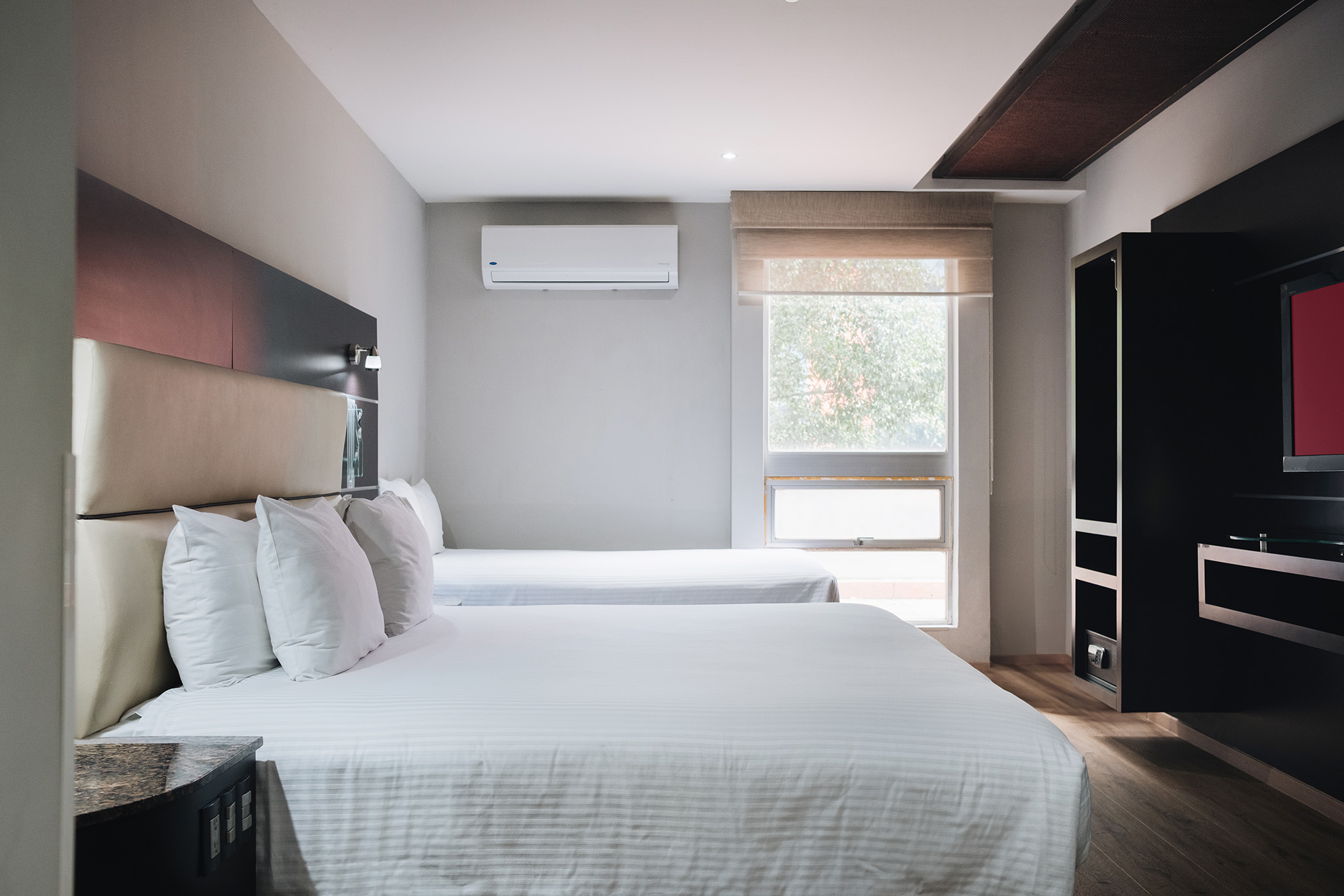 Family Room Capacity 4