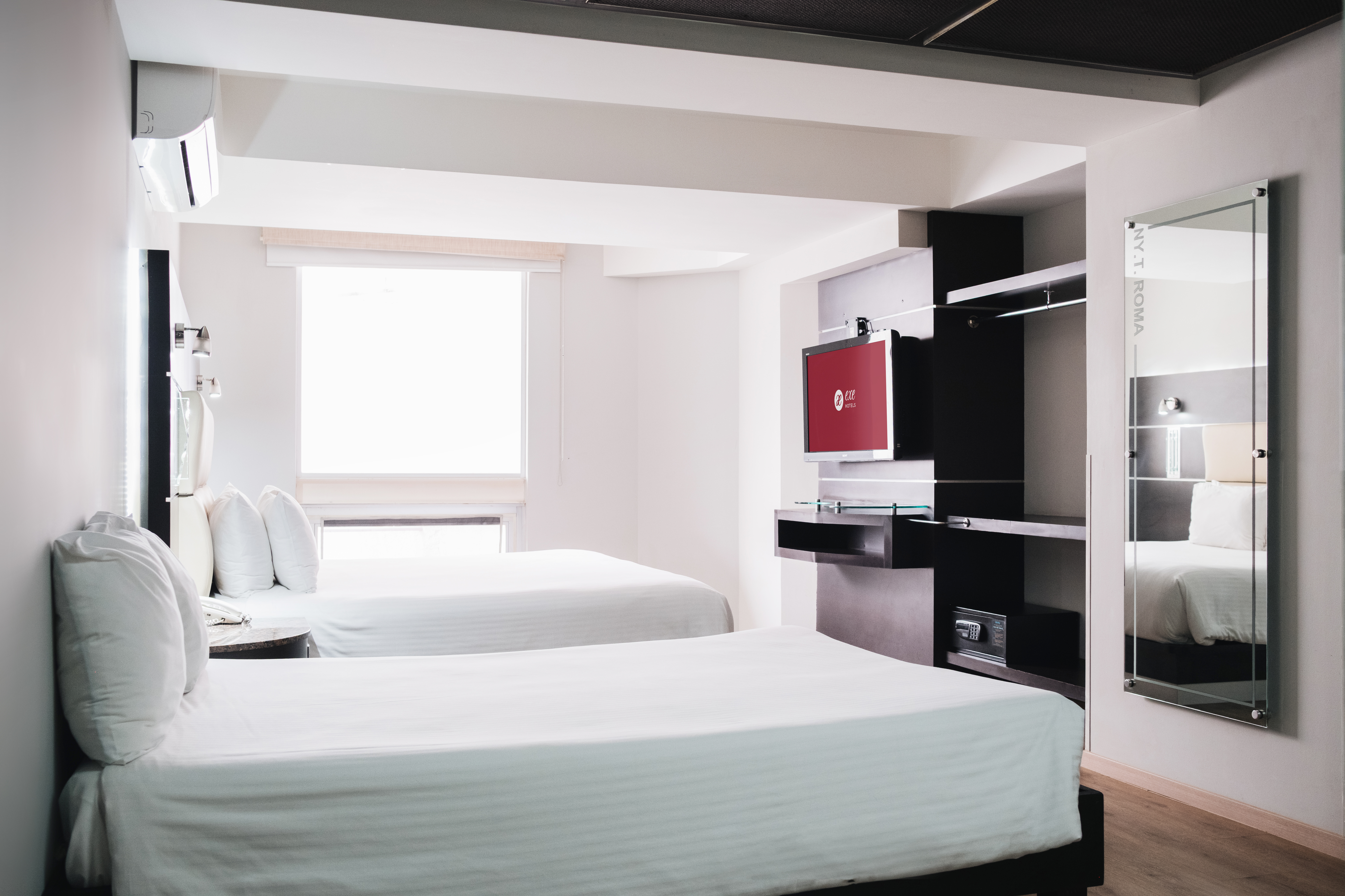 Family Room Capacity 4