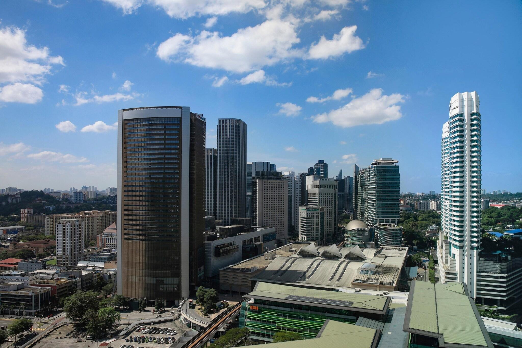 Suite City View King Bed