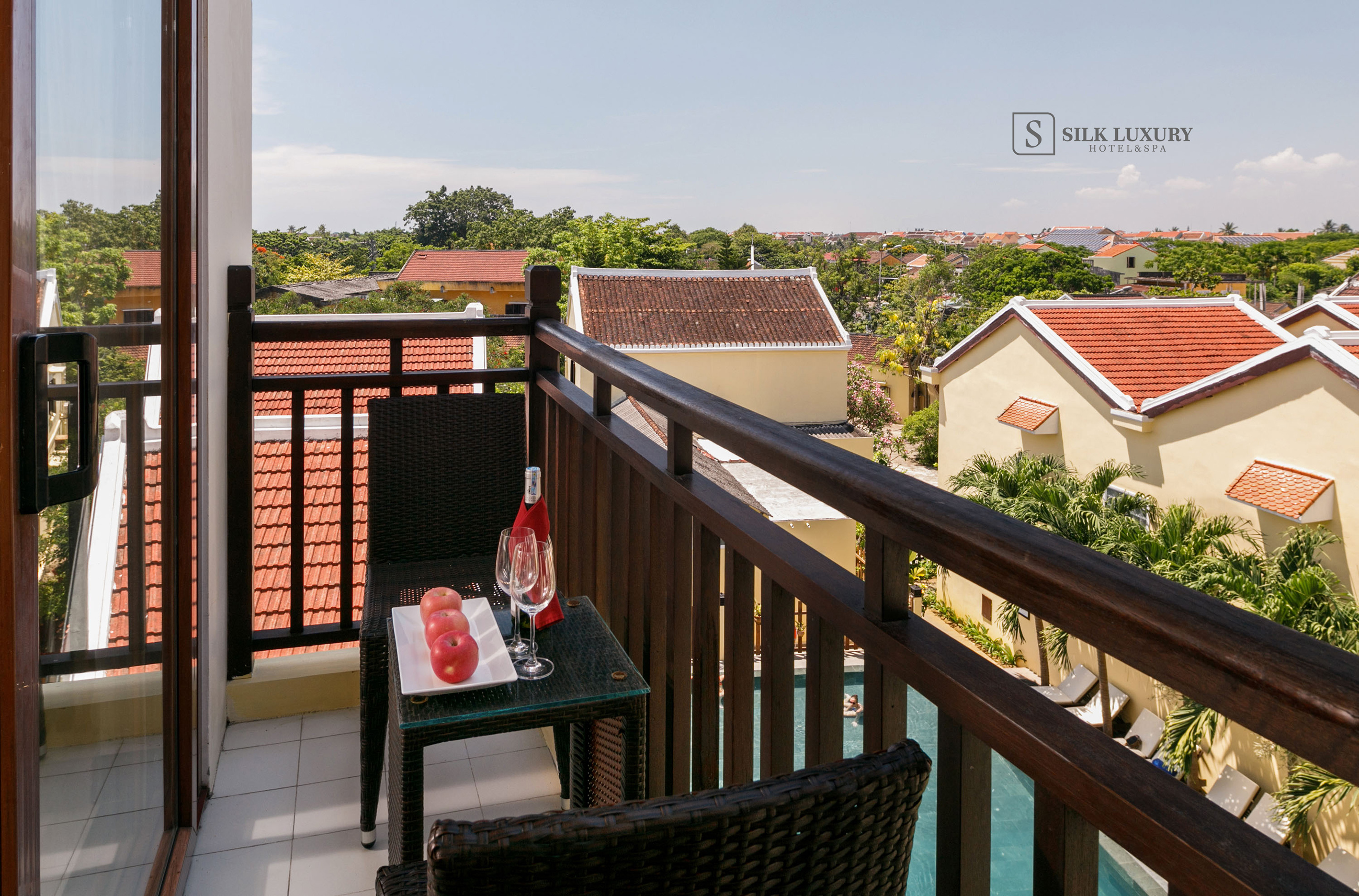 Double or Twin Deluxe