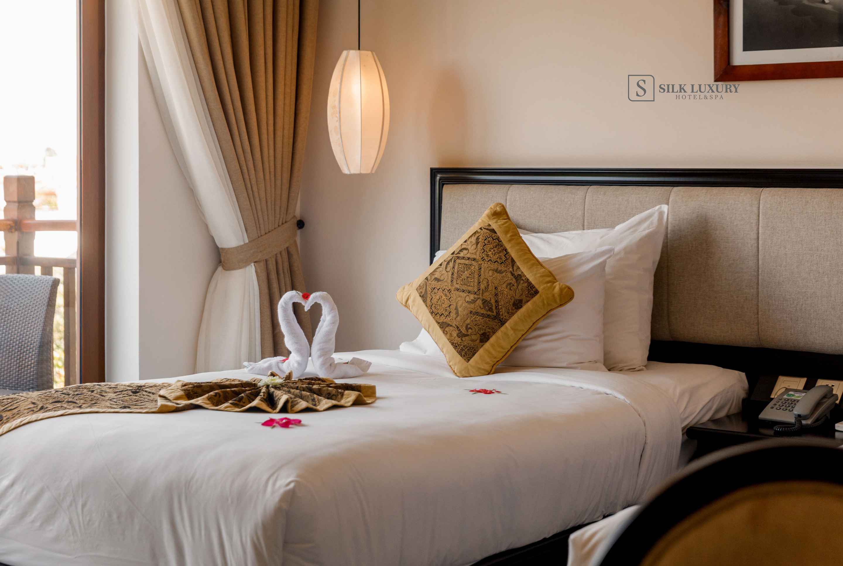 Double or Twin Deluxe