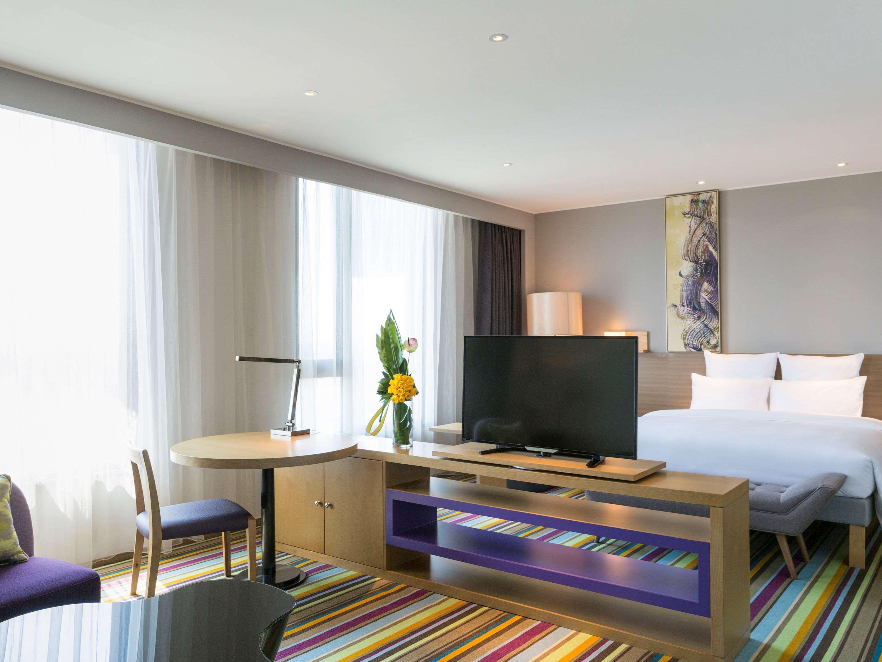 Junior Suite King Size Bed