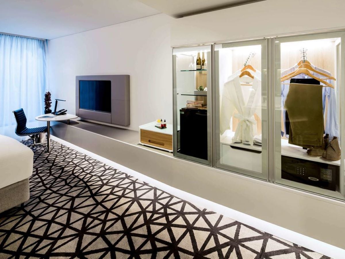 Double Deluxe King Bed