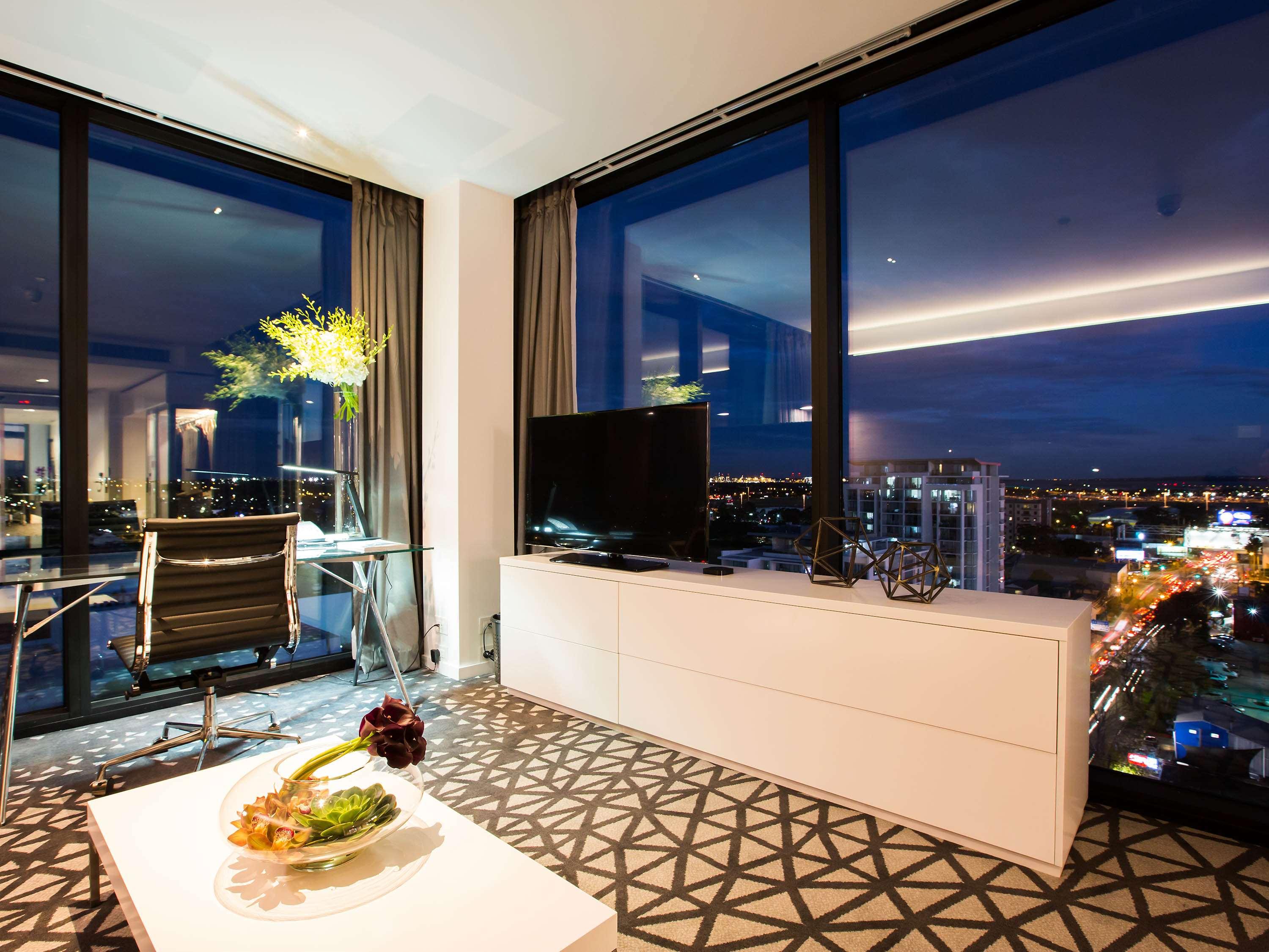 Suite Executive King Bed