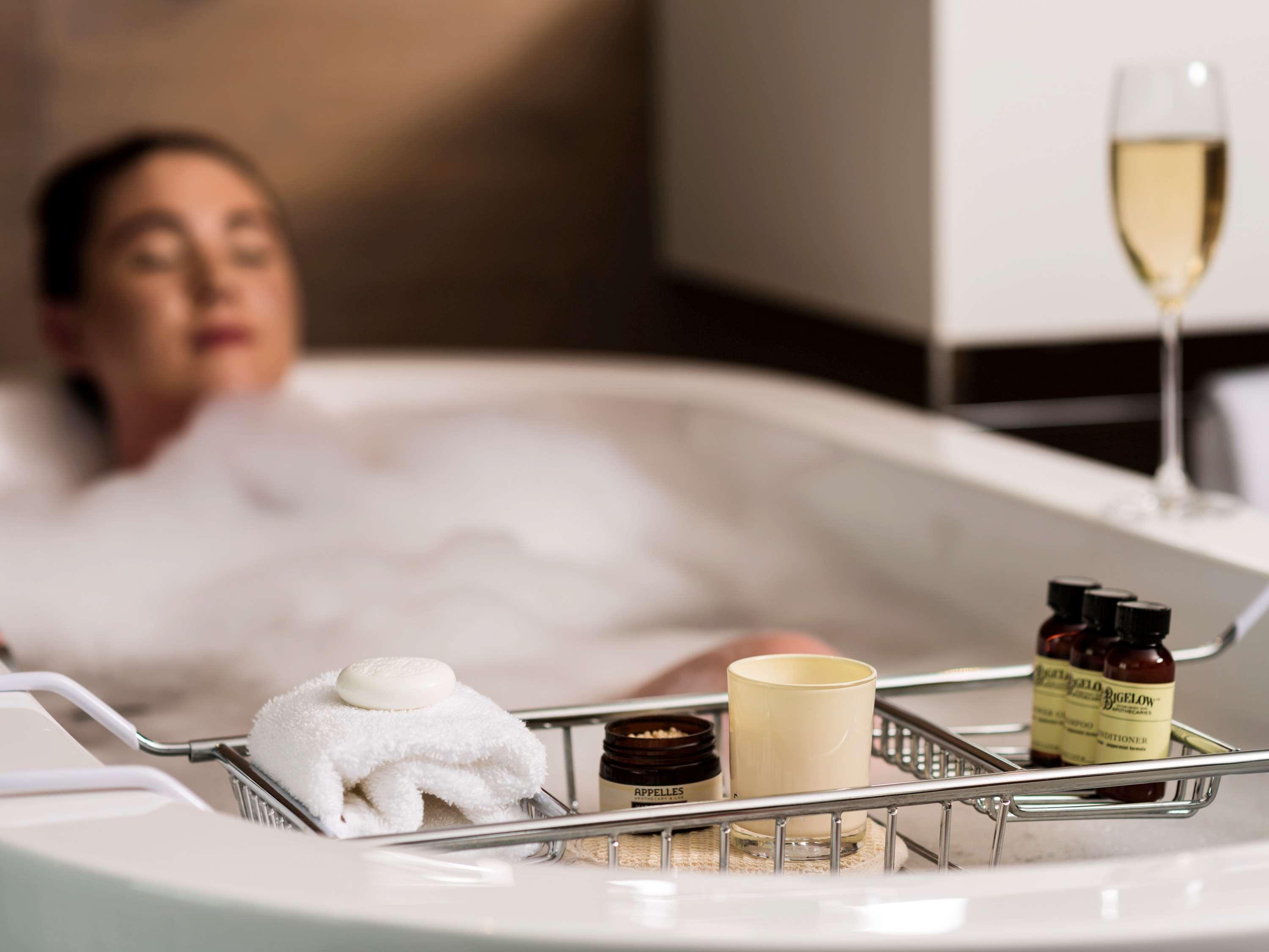 Double Deluxe King Bed