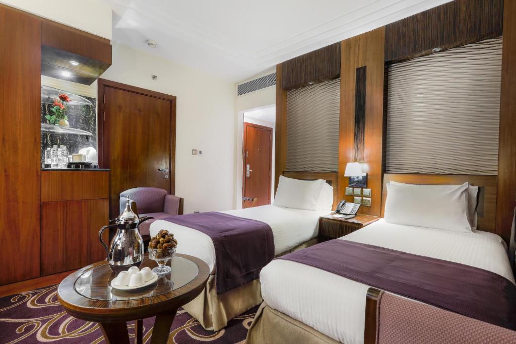 Family Room City View