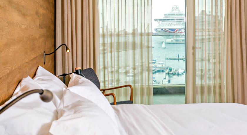 Double or Twin Sea View