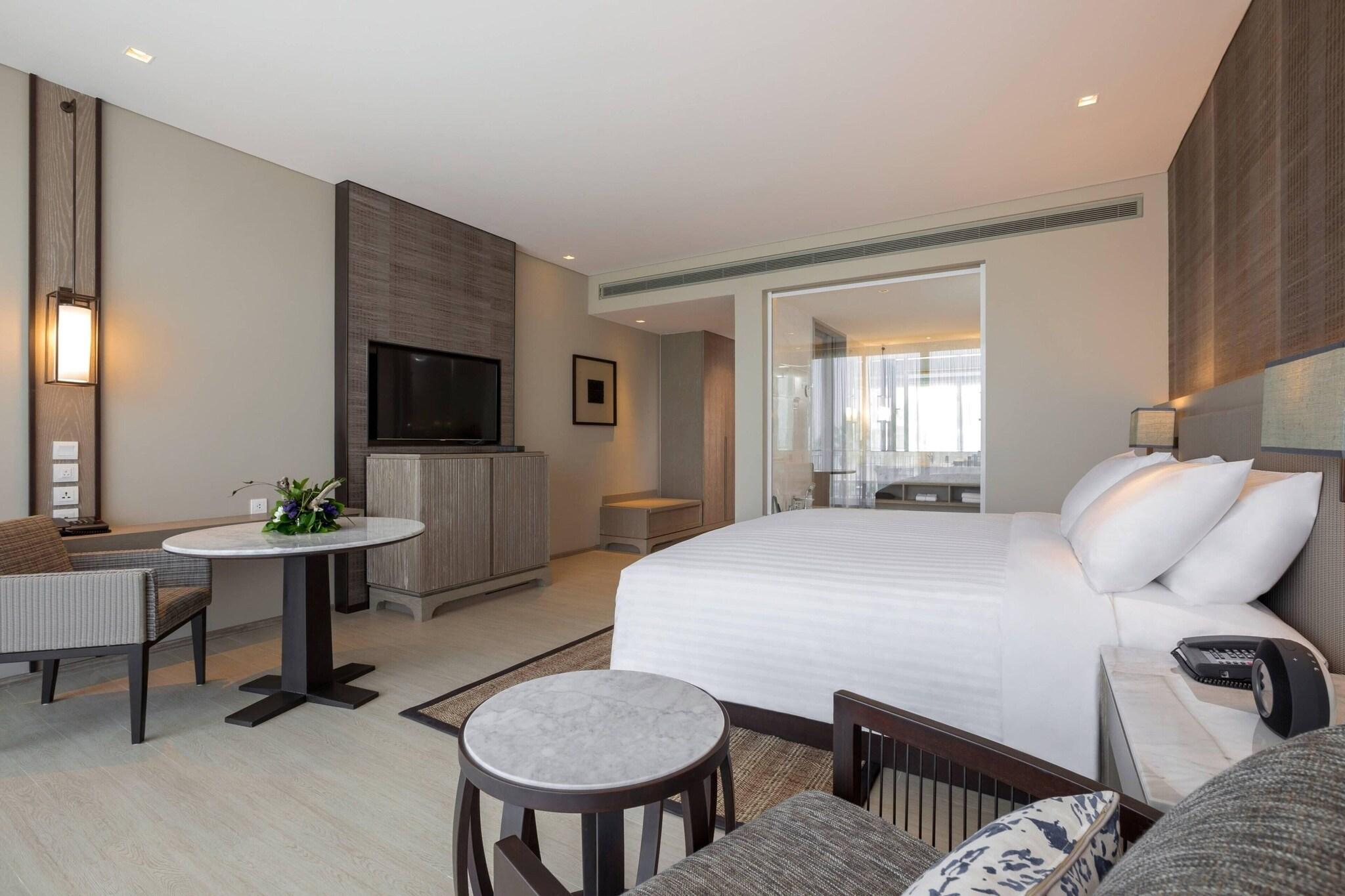 Family Room King Size Bed