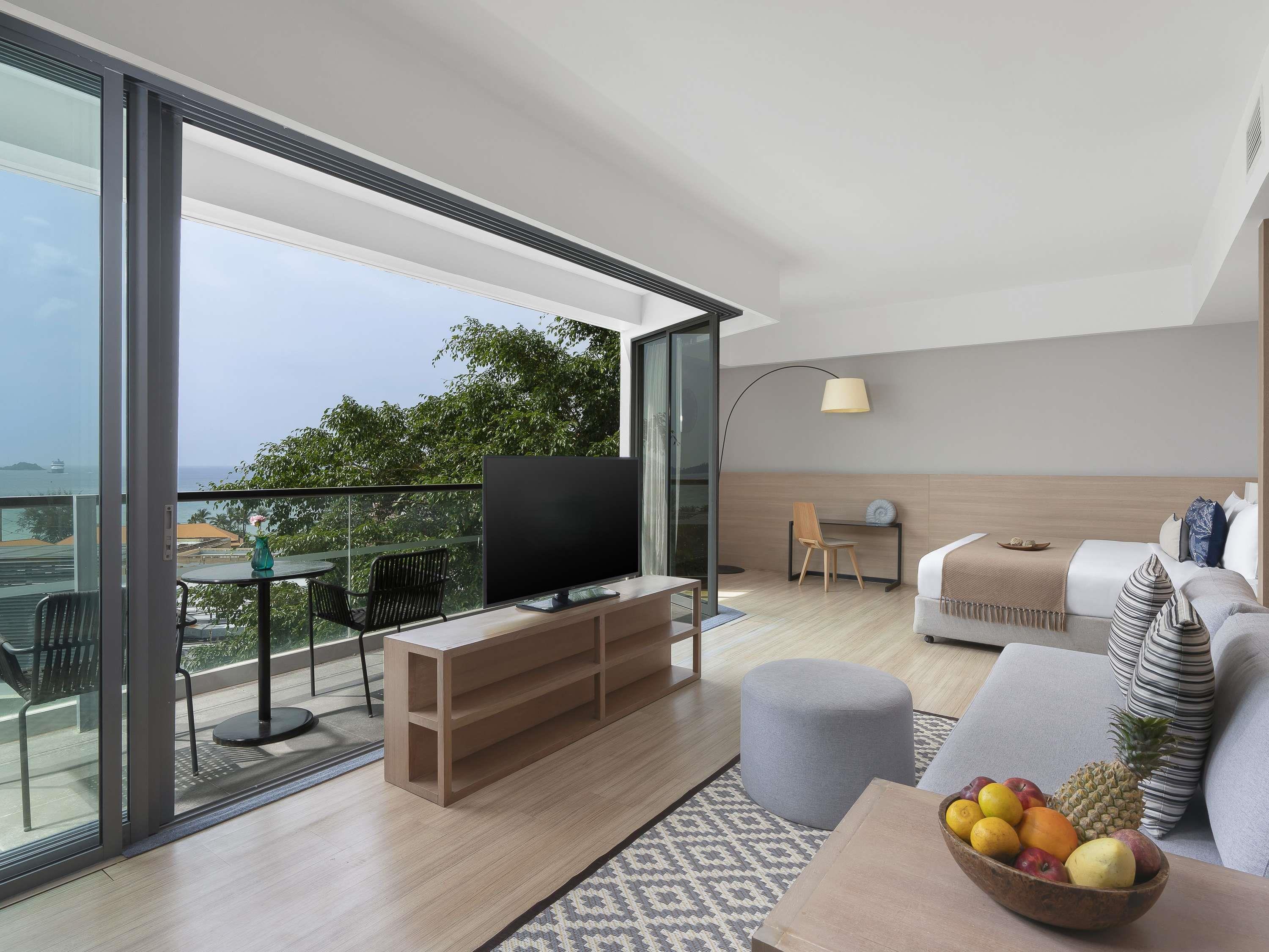 Junior Suite with Balcony