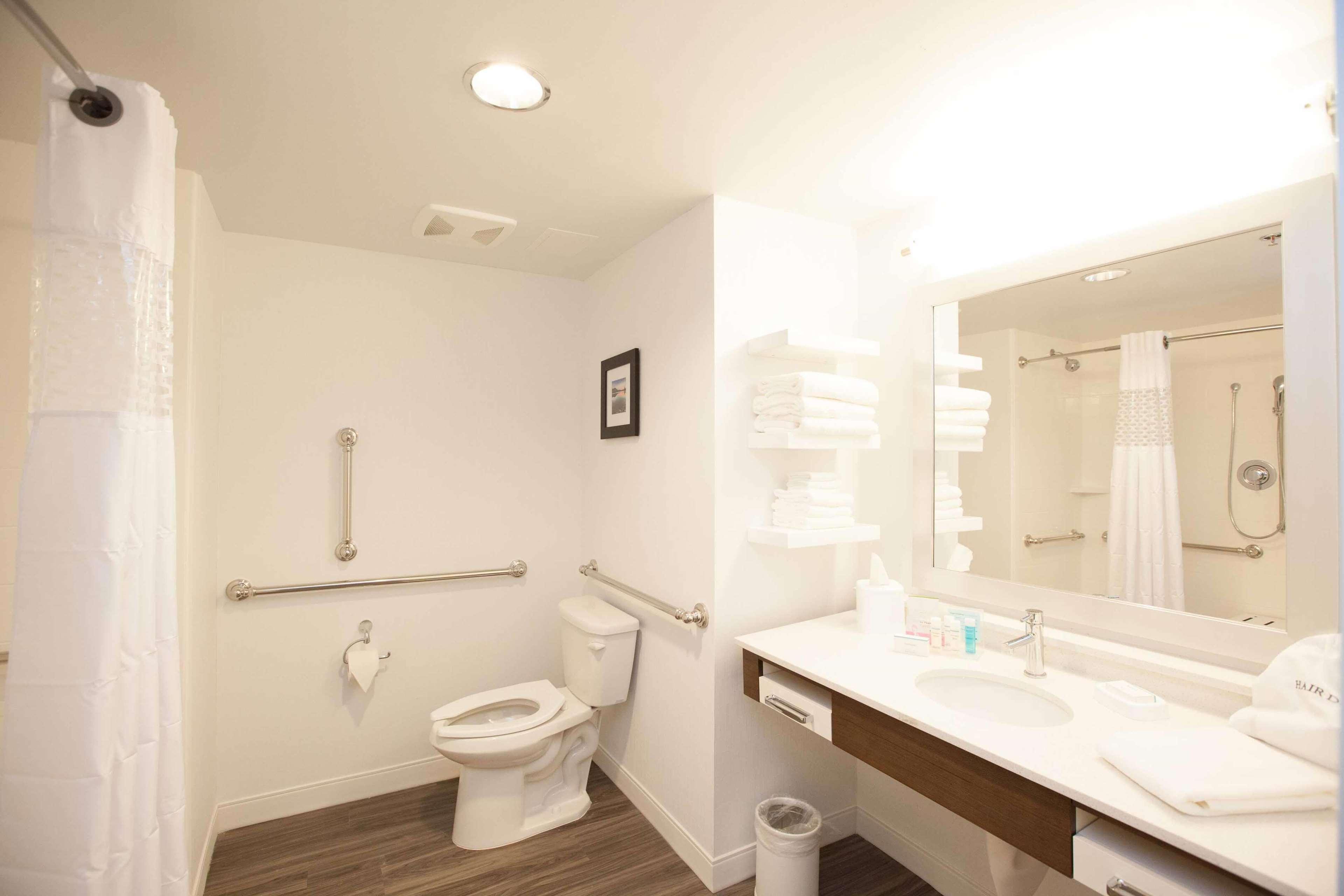 Double Accessible-two Queen Beds