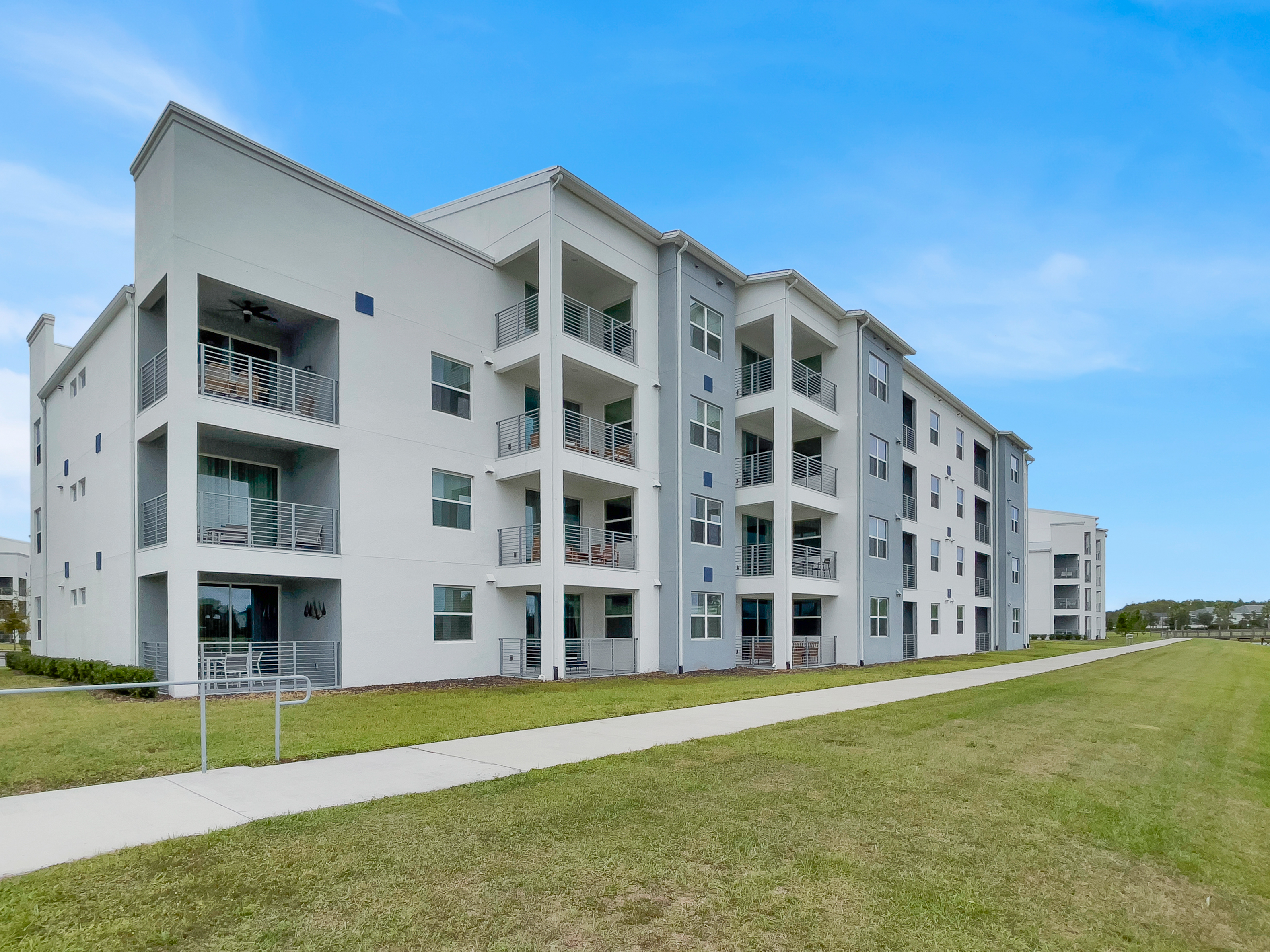Apartment Two Bedrooms Two Bathrooms