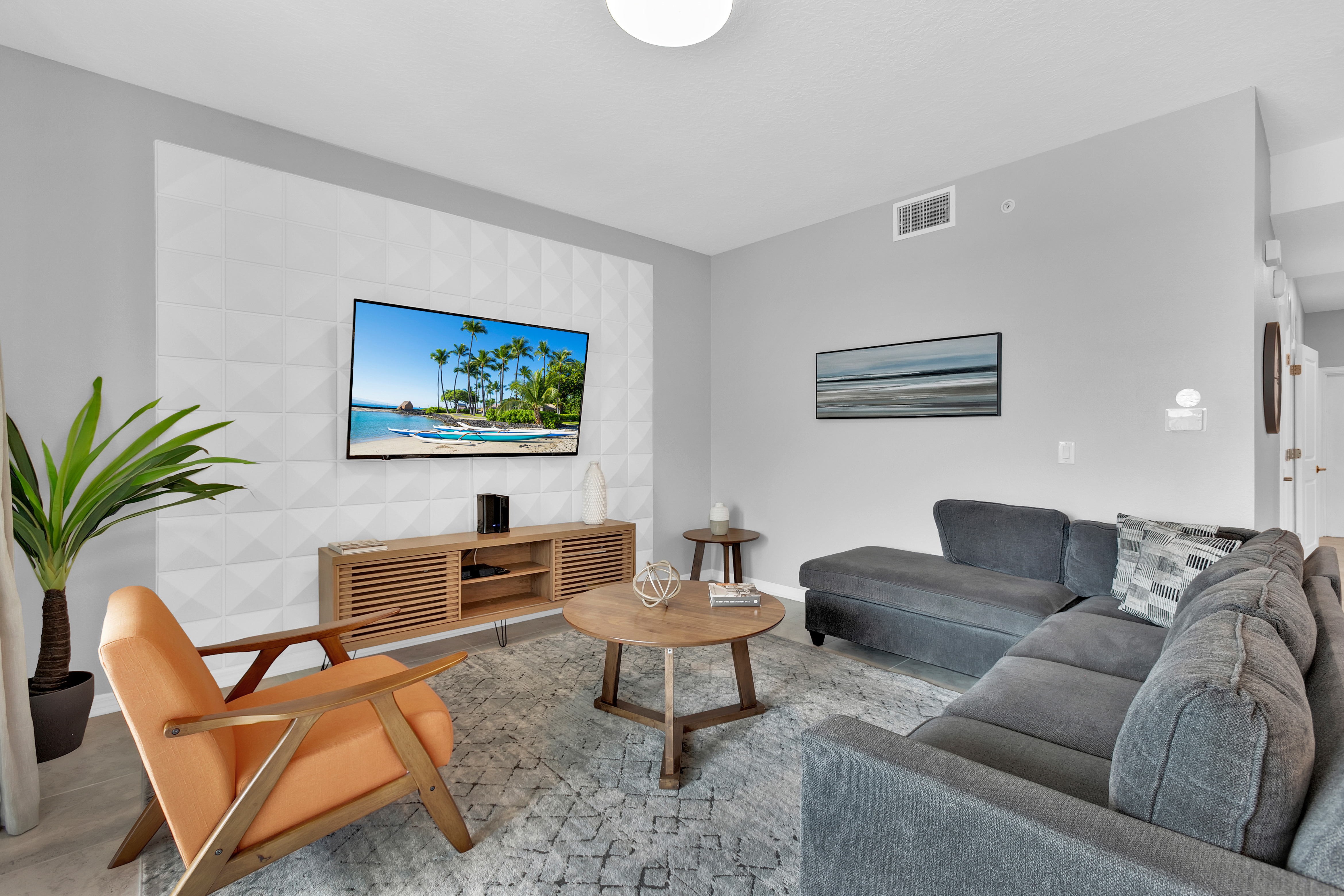 Apartment Two Bedrooms Two Bathrooms