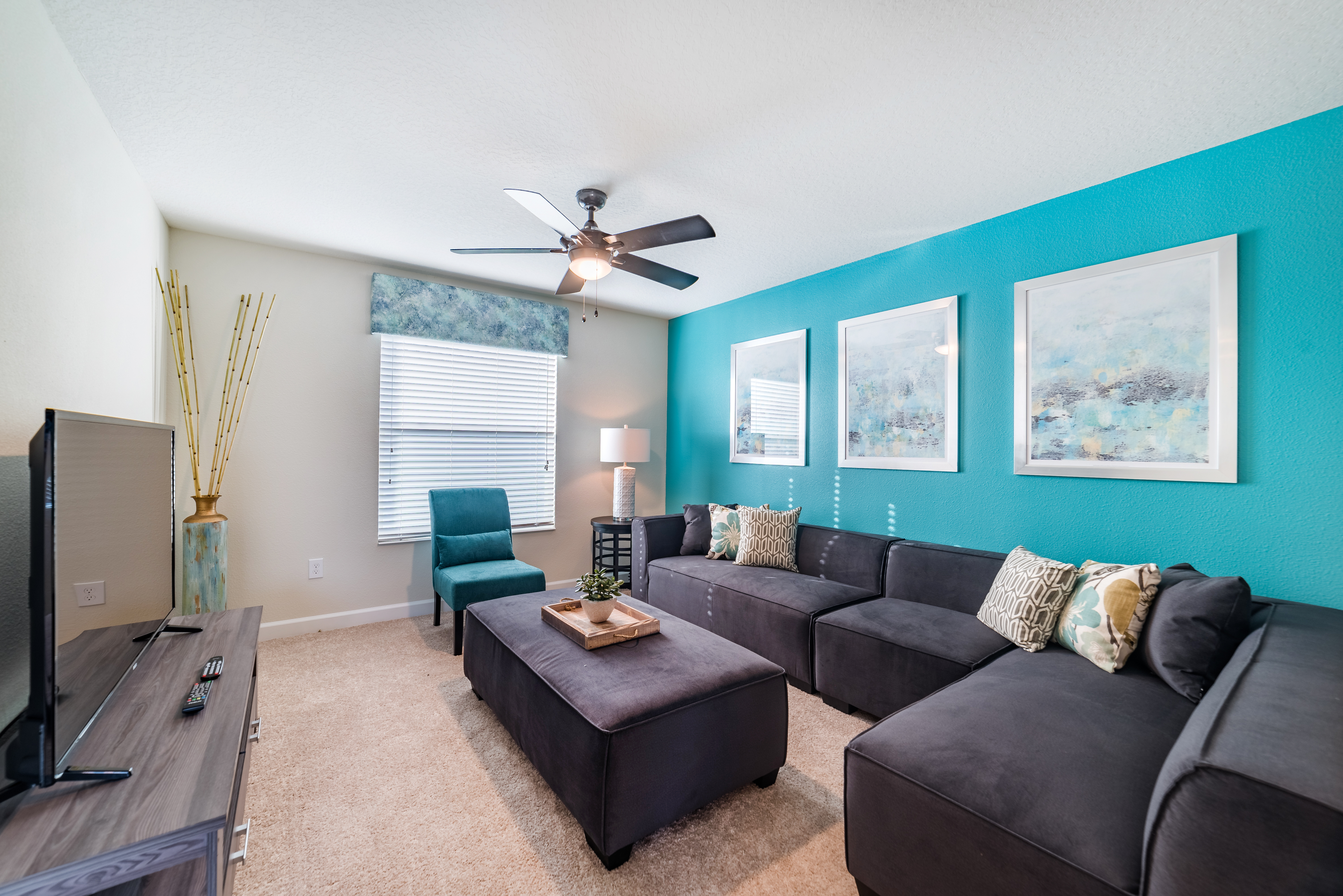 Home Six Bedrooms with Private Pool