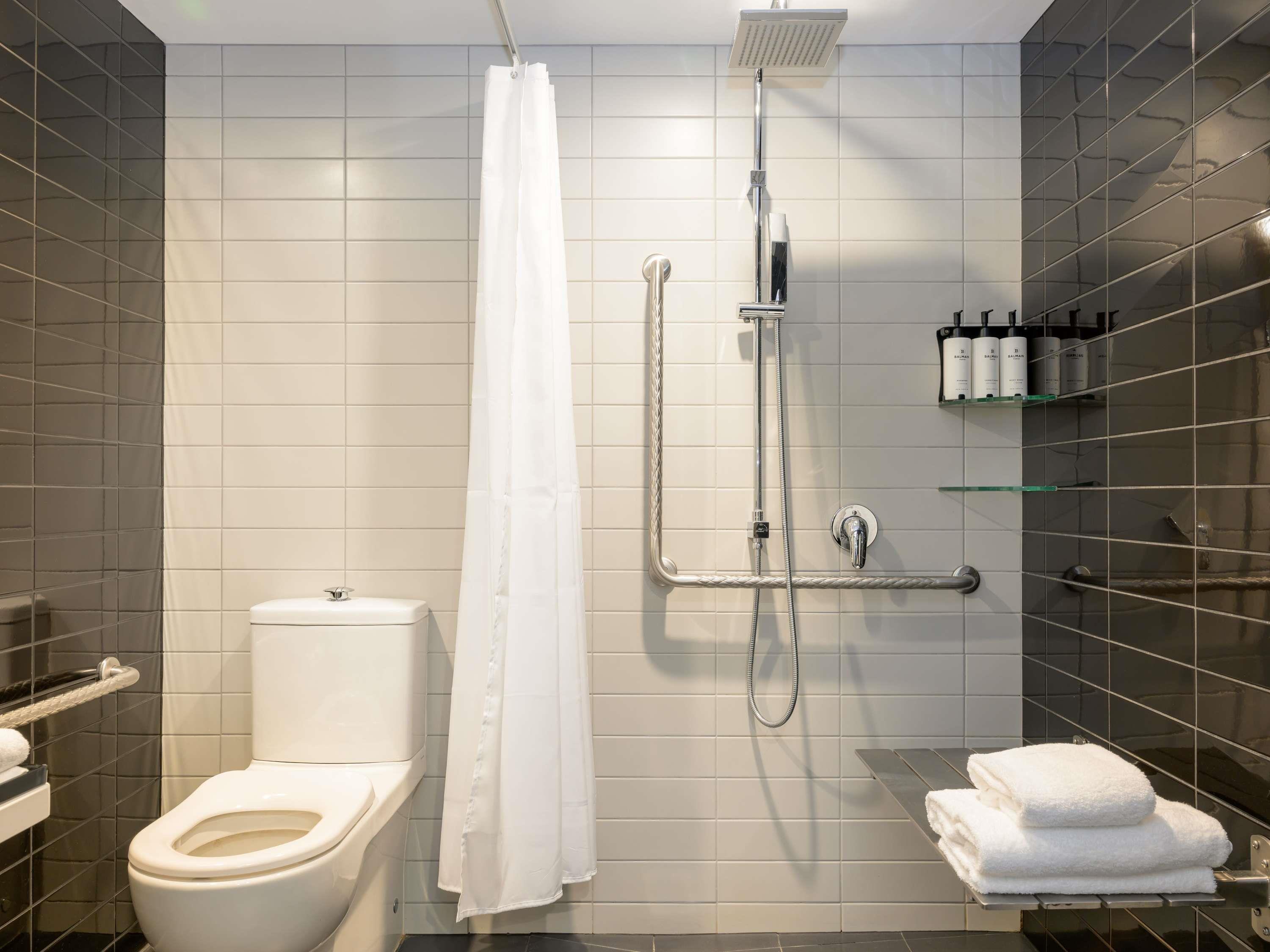 Double Accessible-queen Size Bed