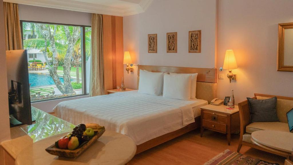 Double or Twin Deluxe Pool View