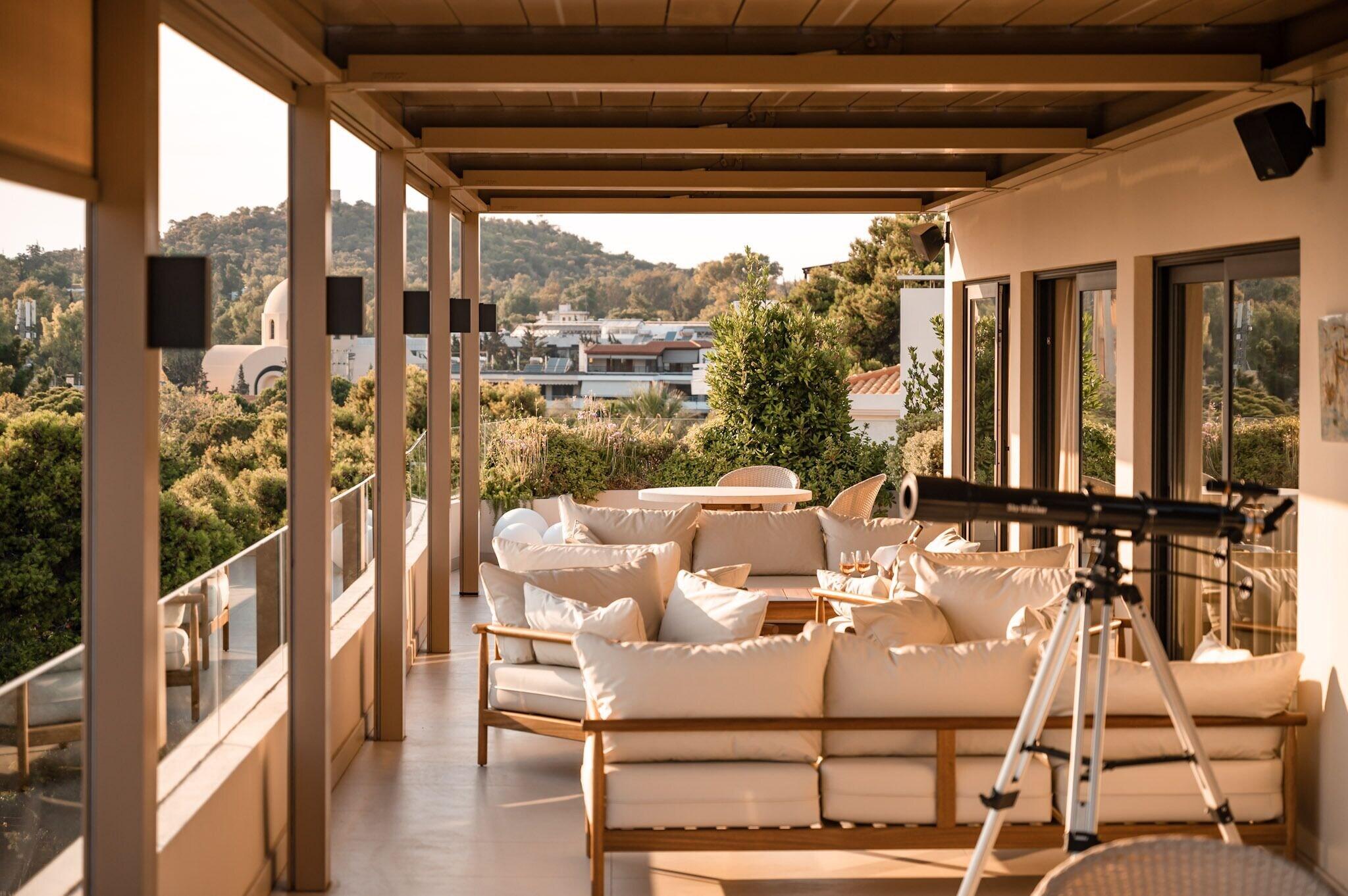 Double Sea View King Bed