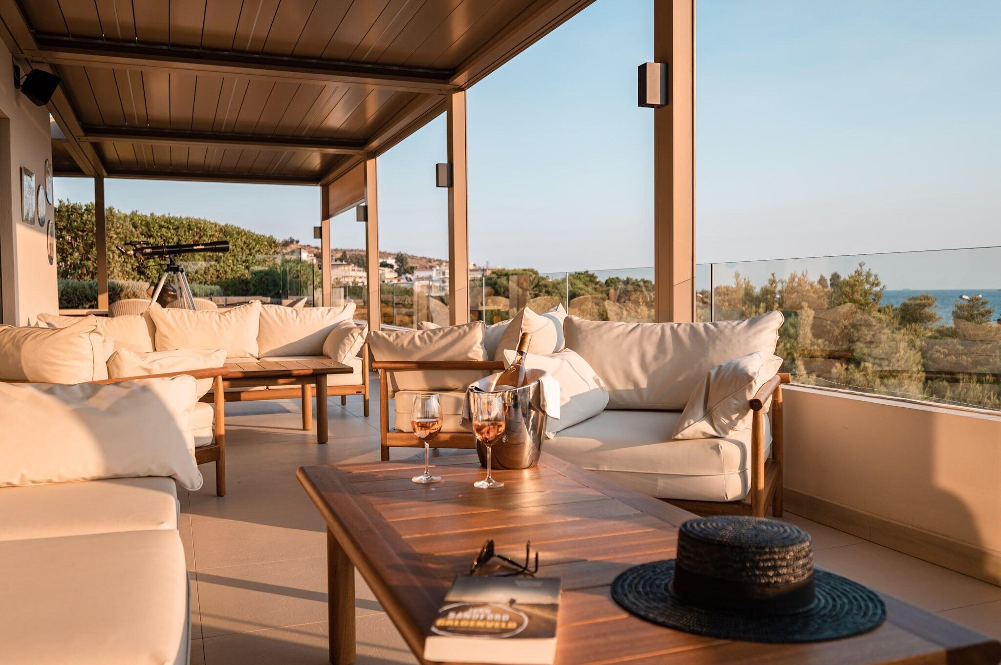 Double Sea View King Bed