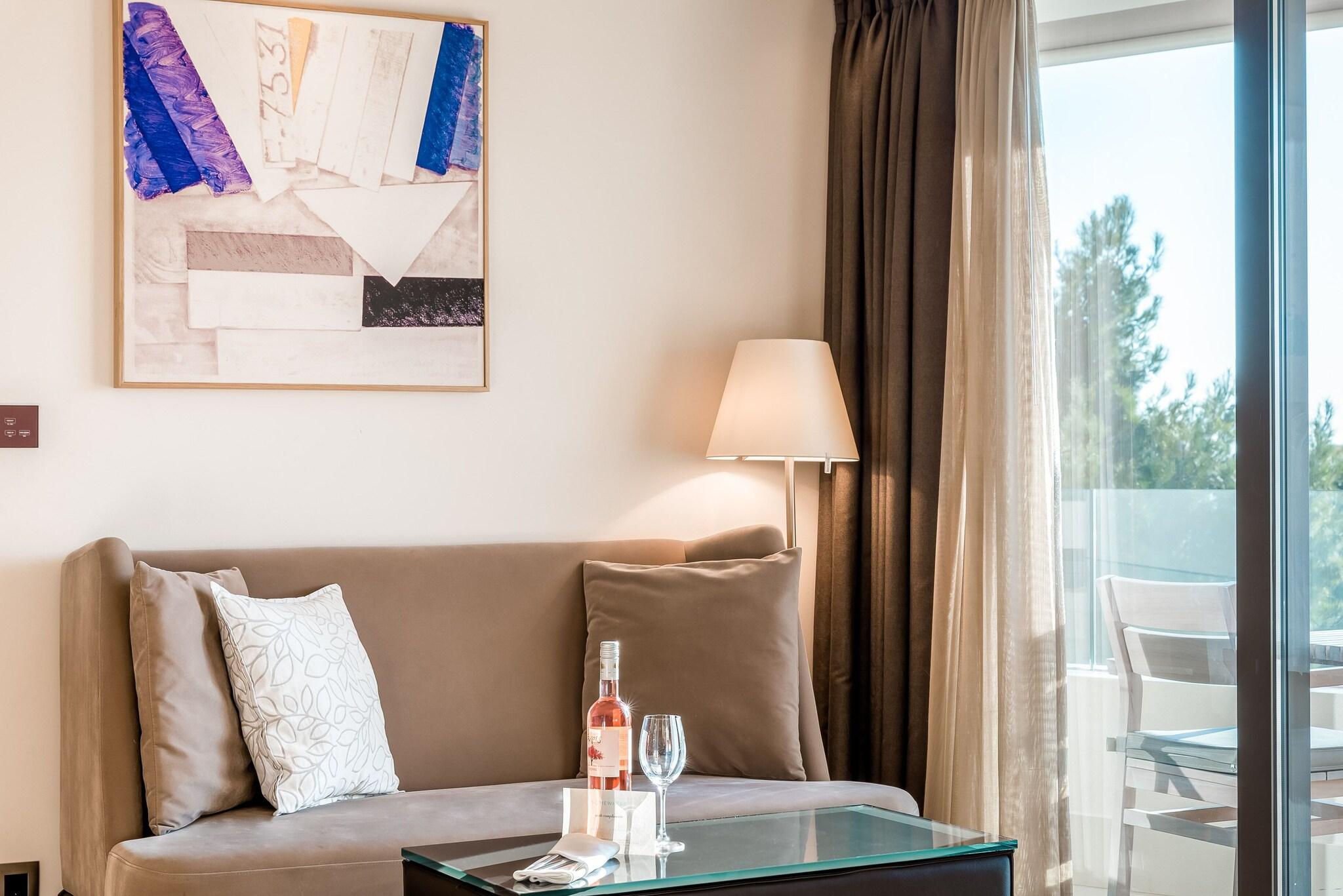 Double Deluxe with Views