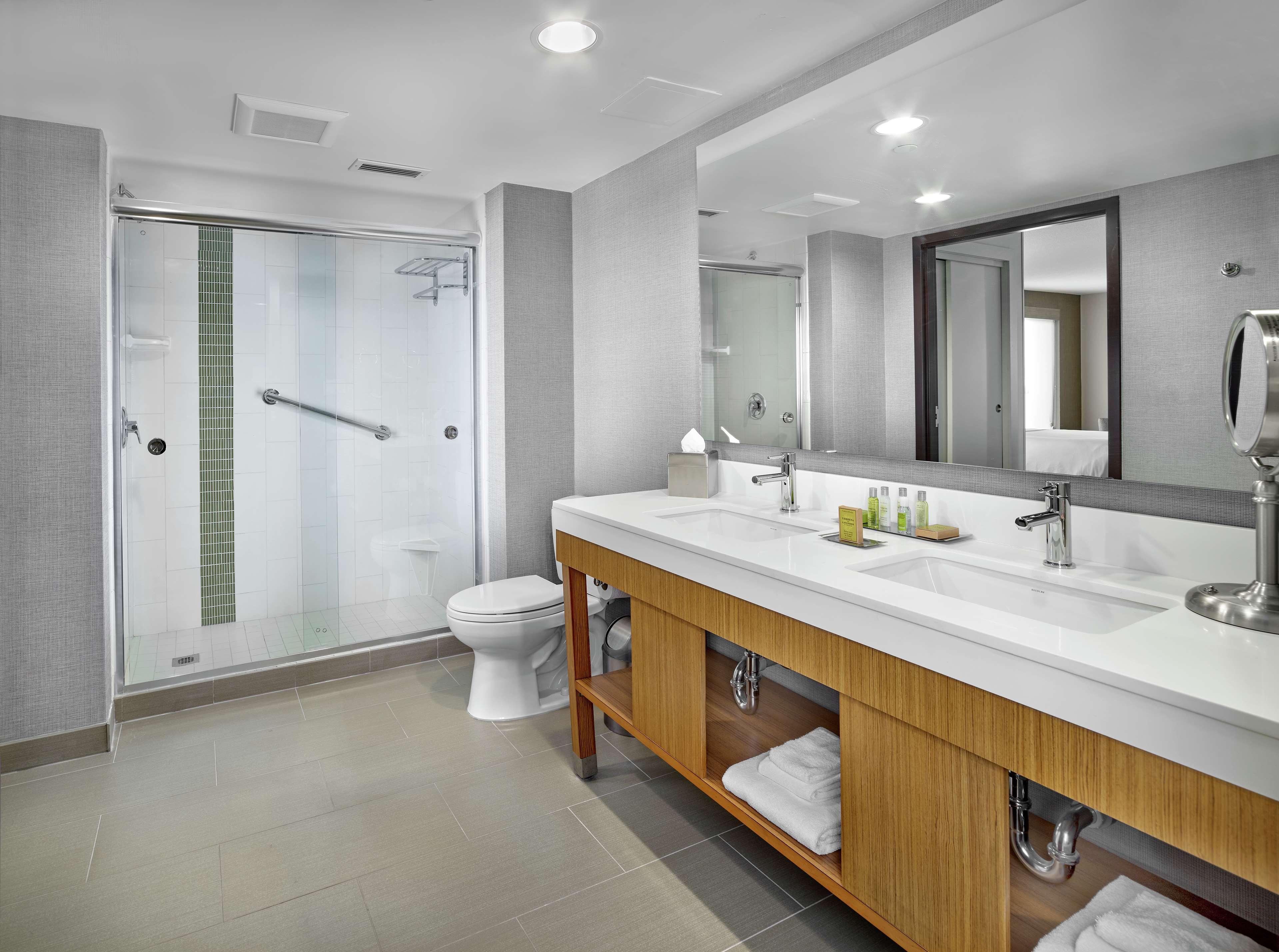 Suite with Kitchenette