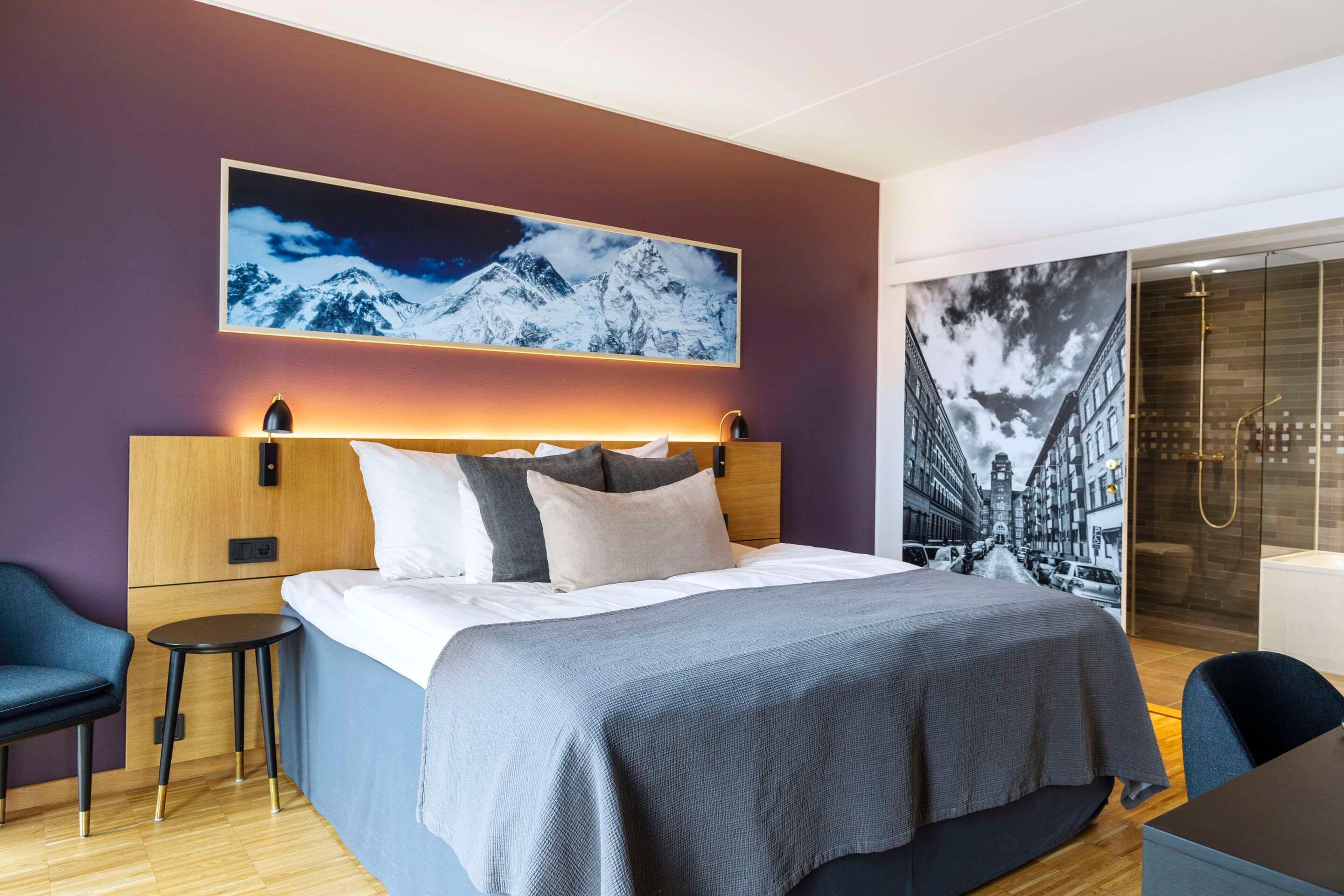 Double or Twin Superior