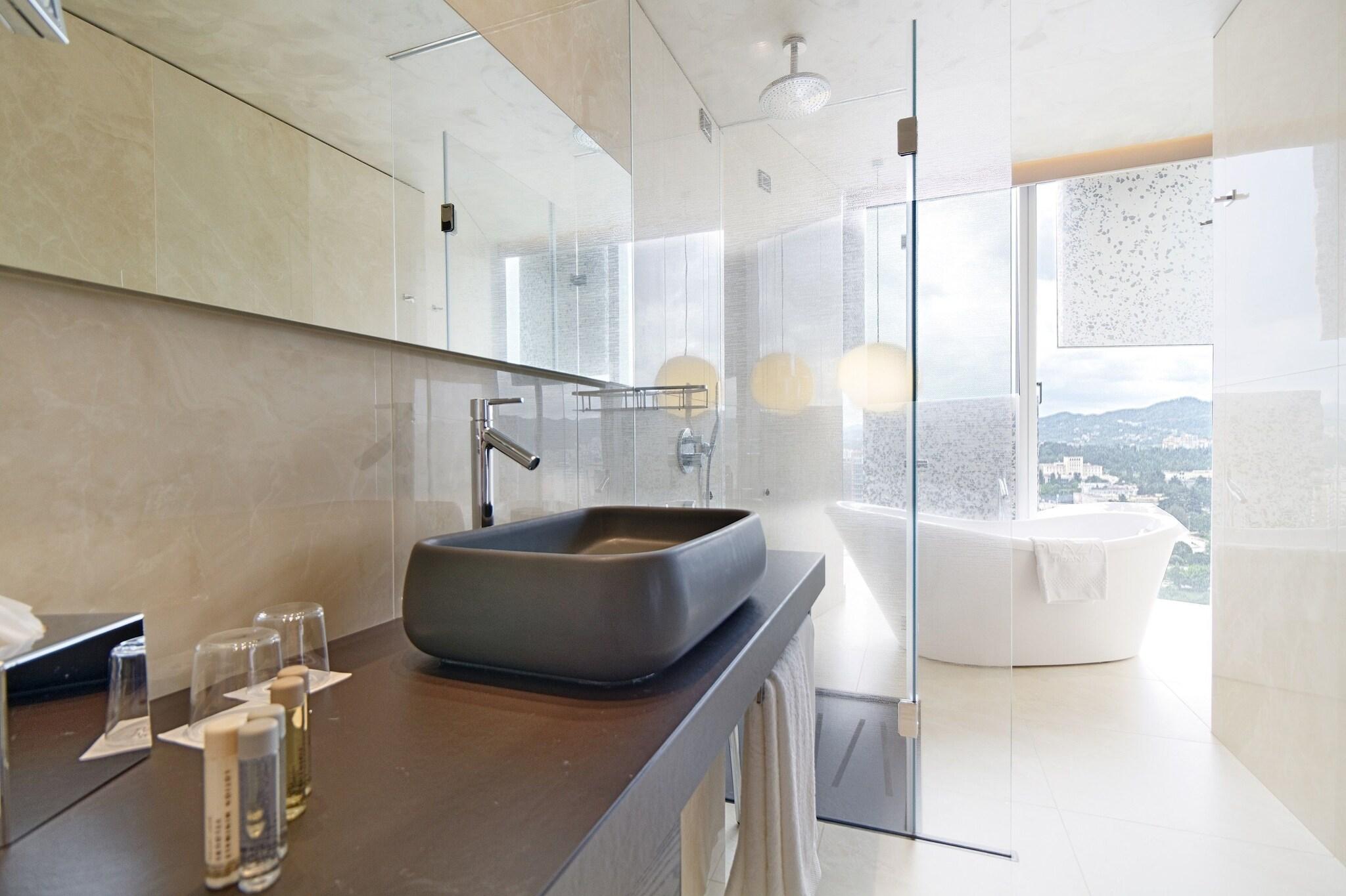 Double Deluxe City View