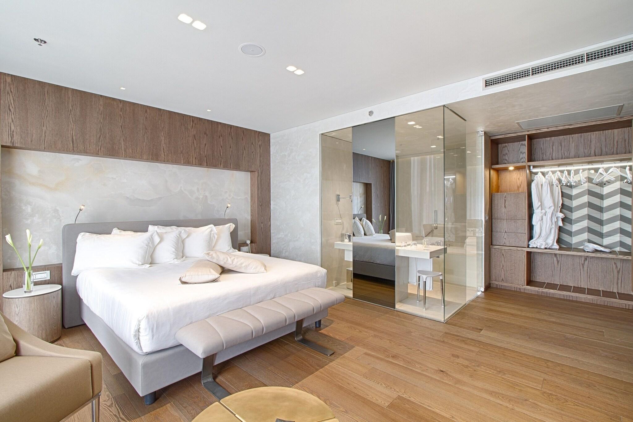 Double Single Superior with Double Bed