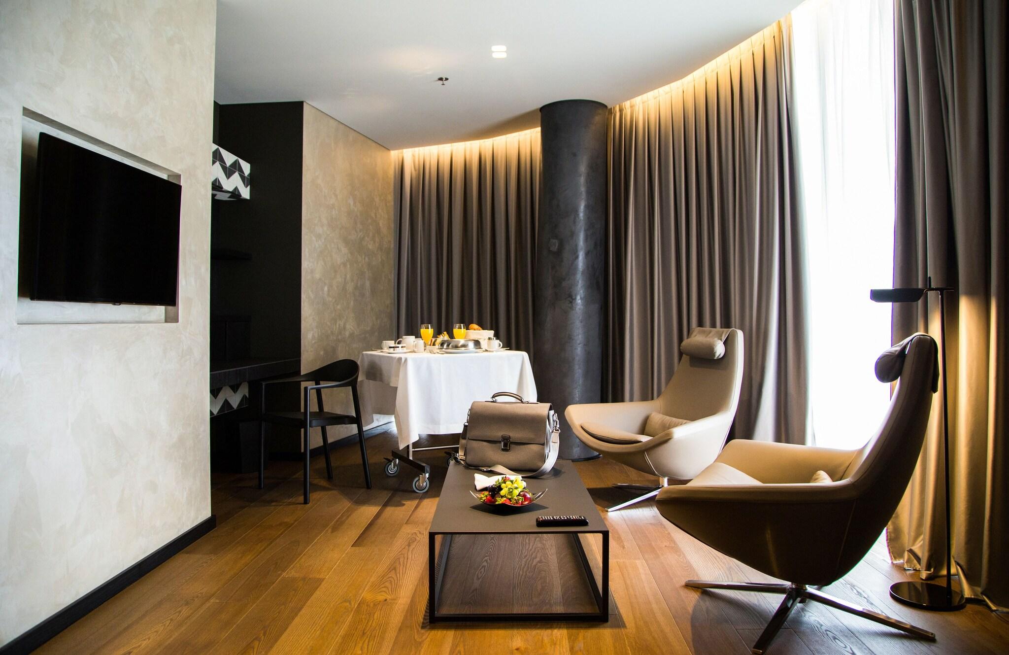 Suite City View One Bedroom