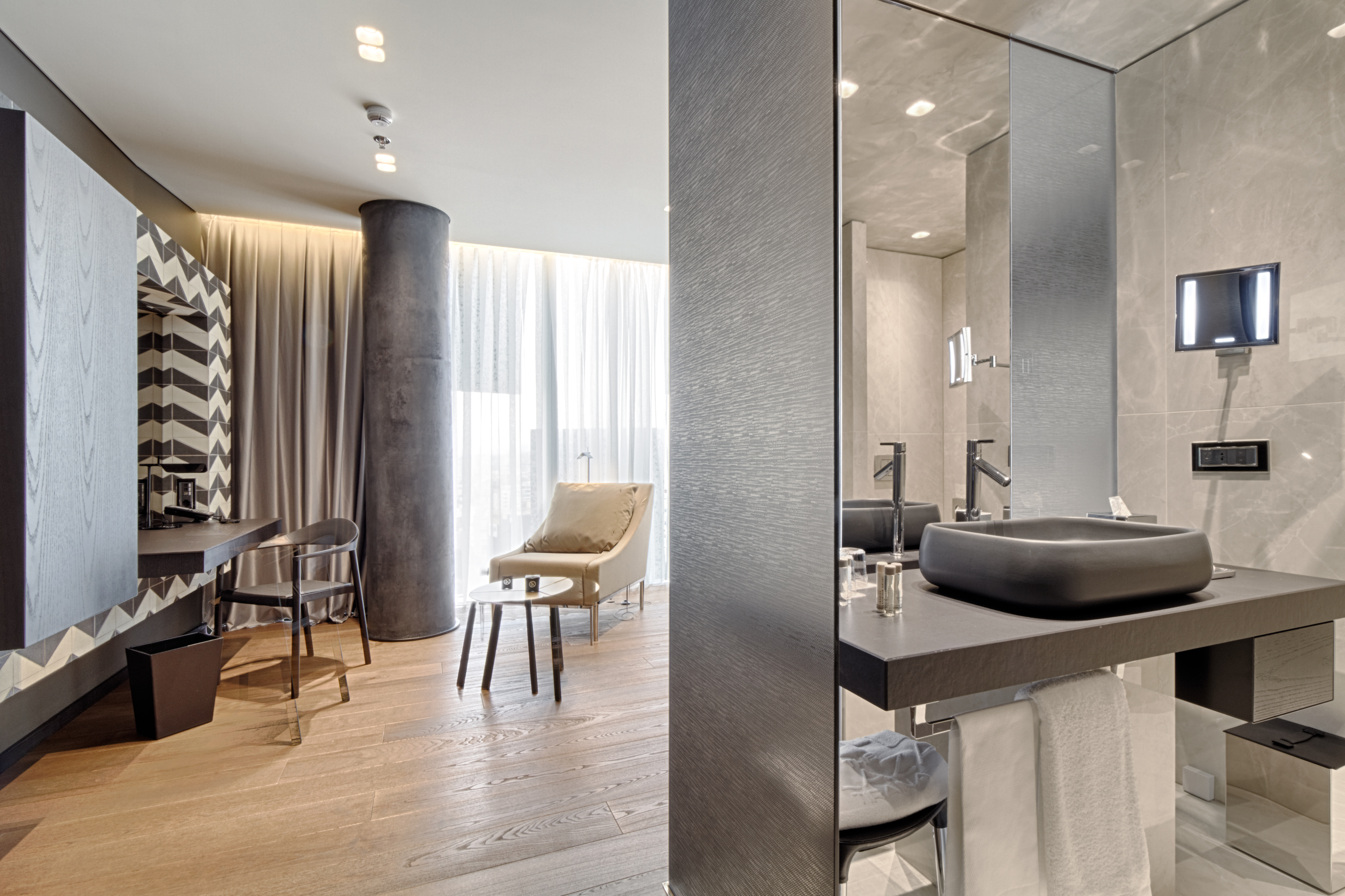 Double Single Business