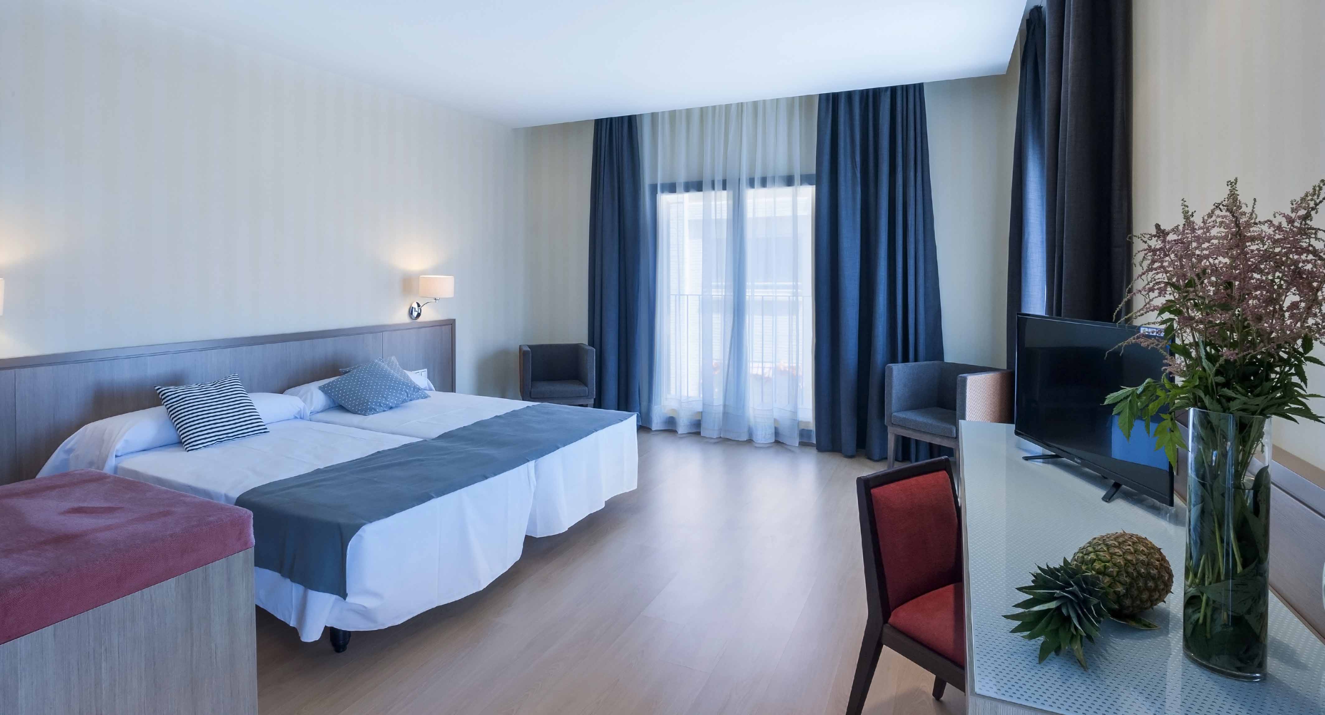 Double or Twin Standard