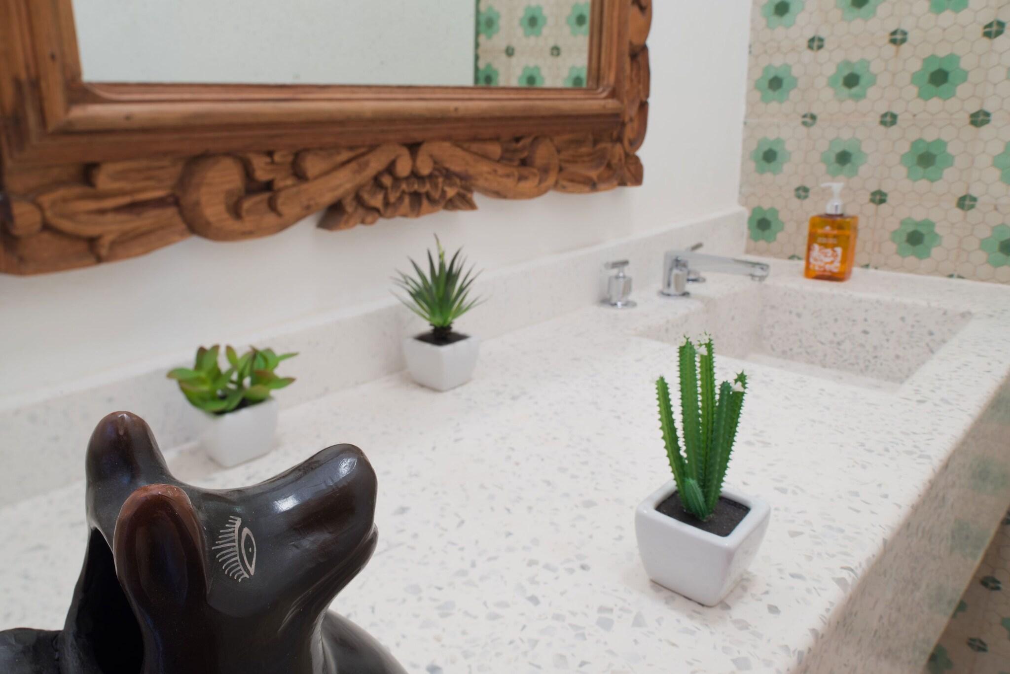 Double Classic Two Queen Beds