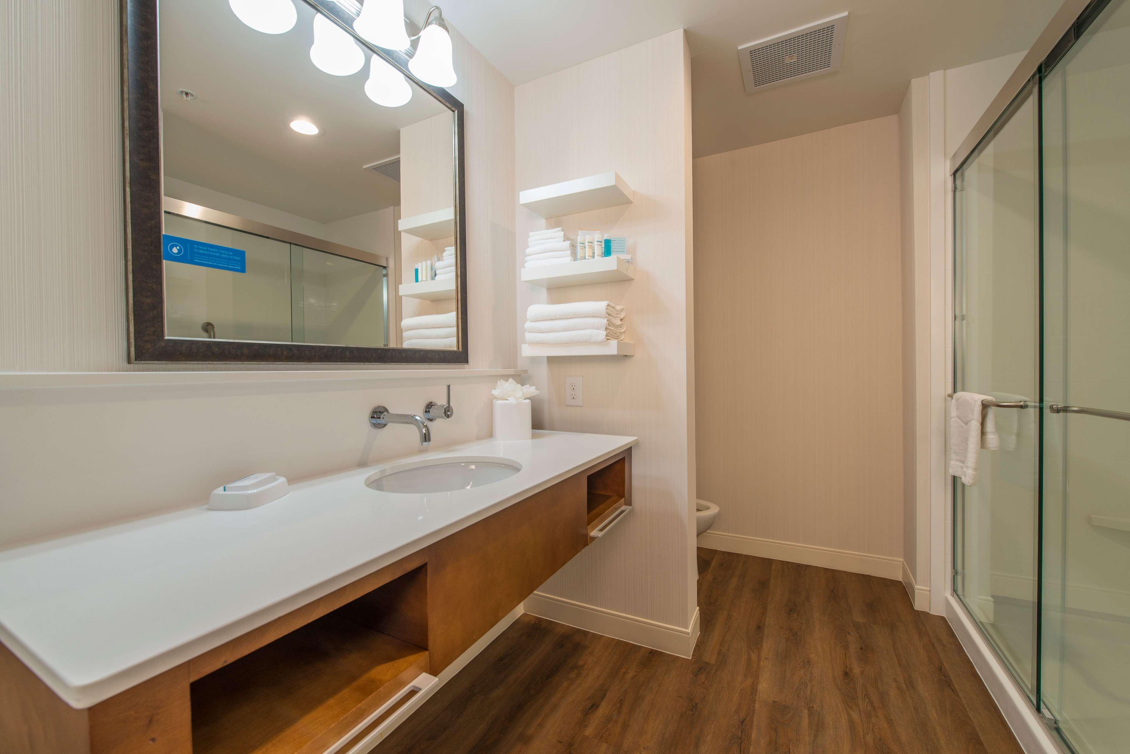 Studio King Bed Non Smoking