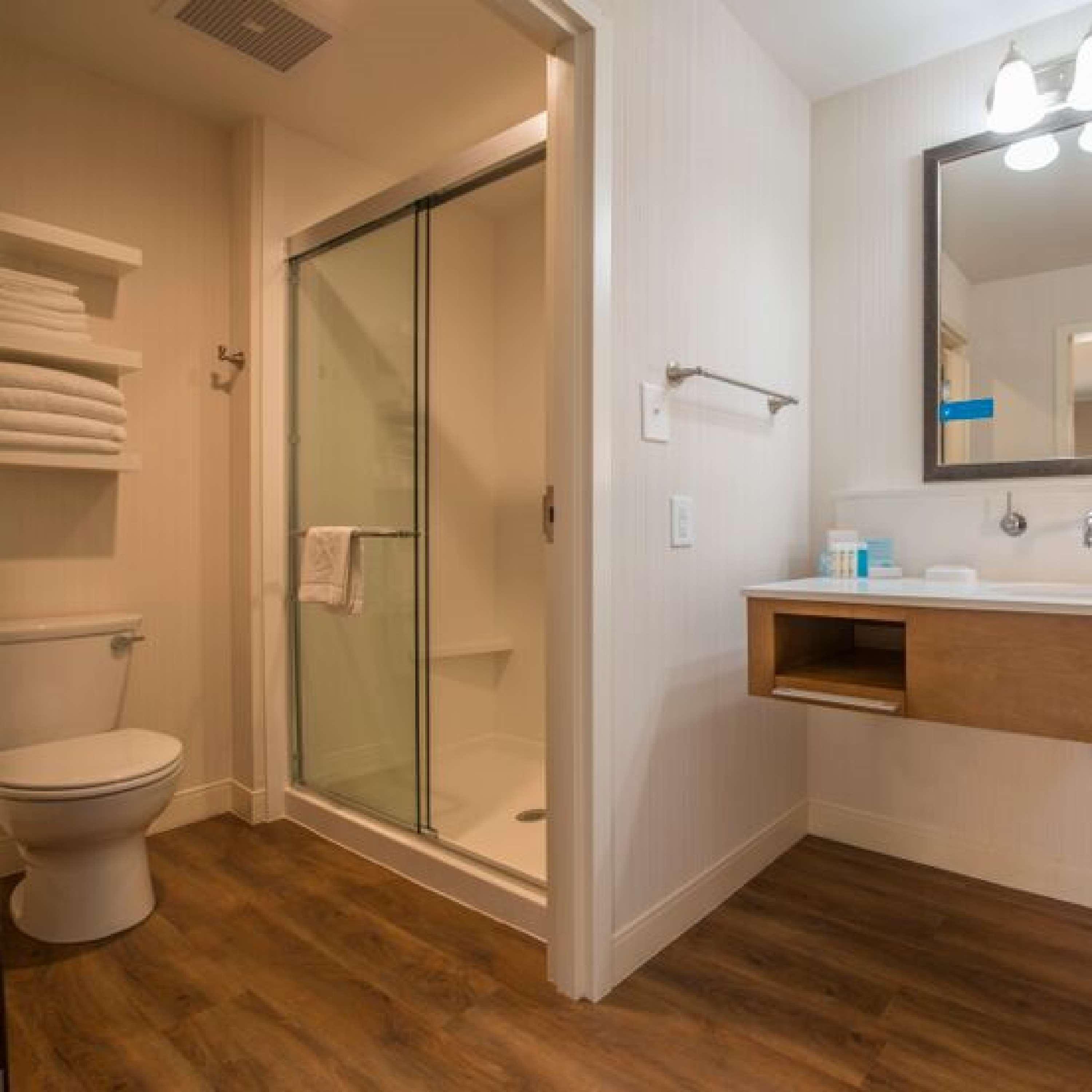 Studio King Bed Non Smoking