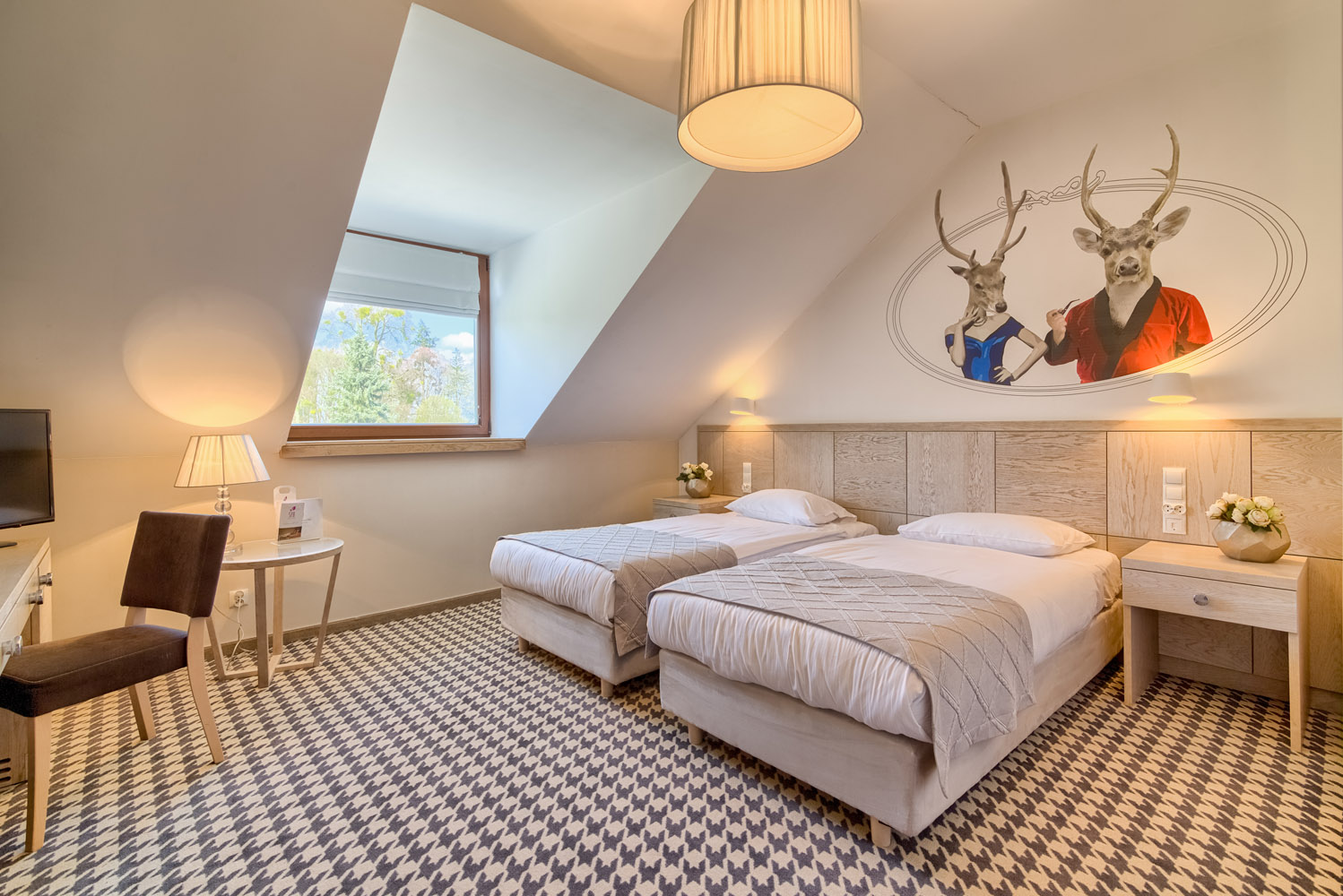 Double or Twin Standard