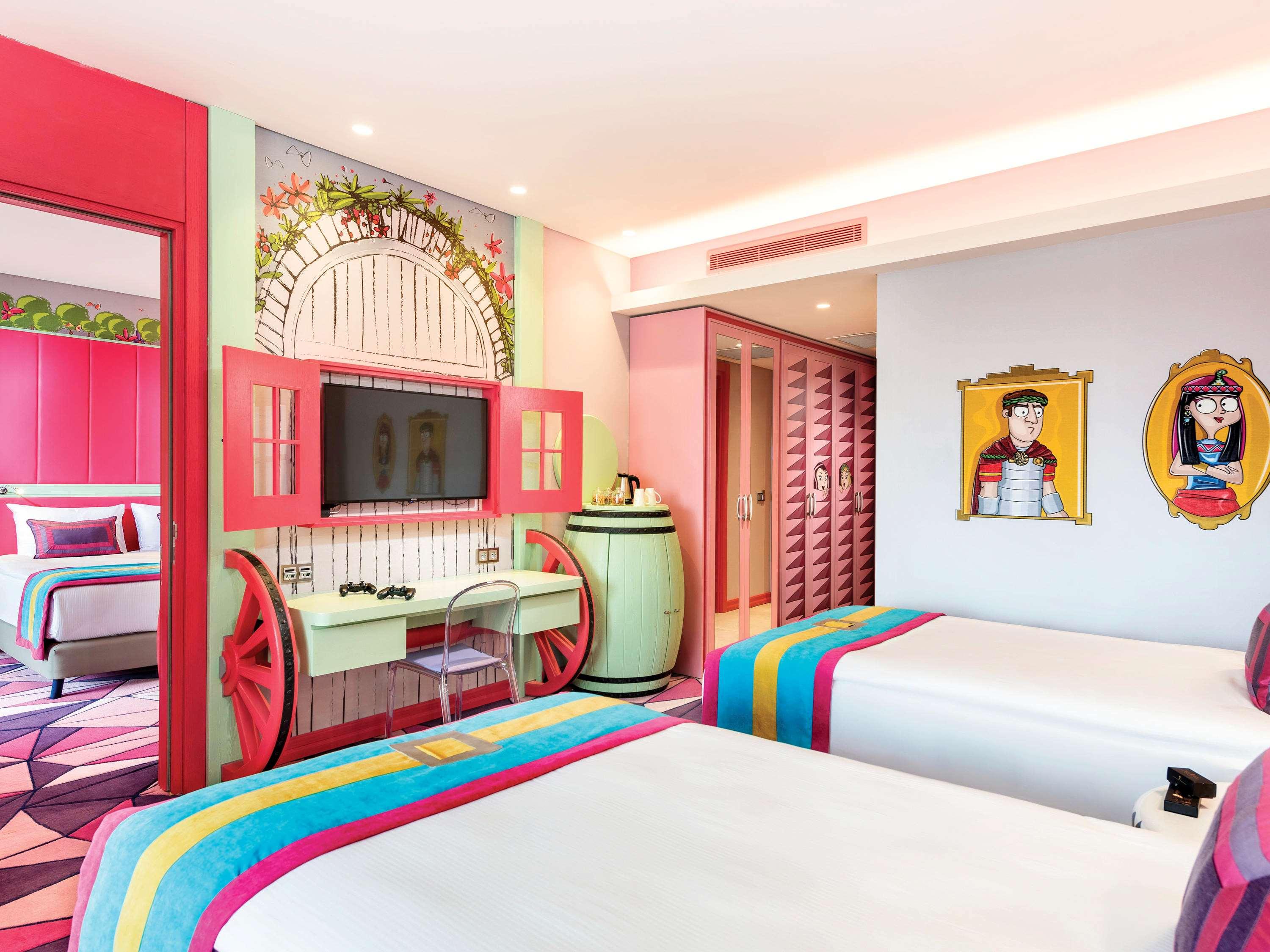 Family Room Connecting Room