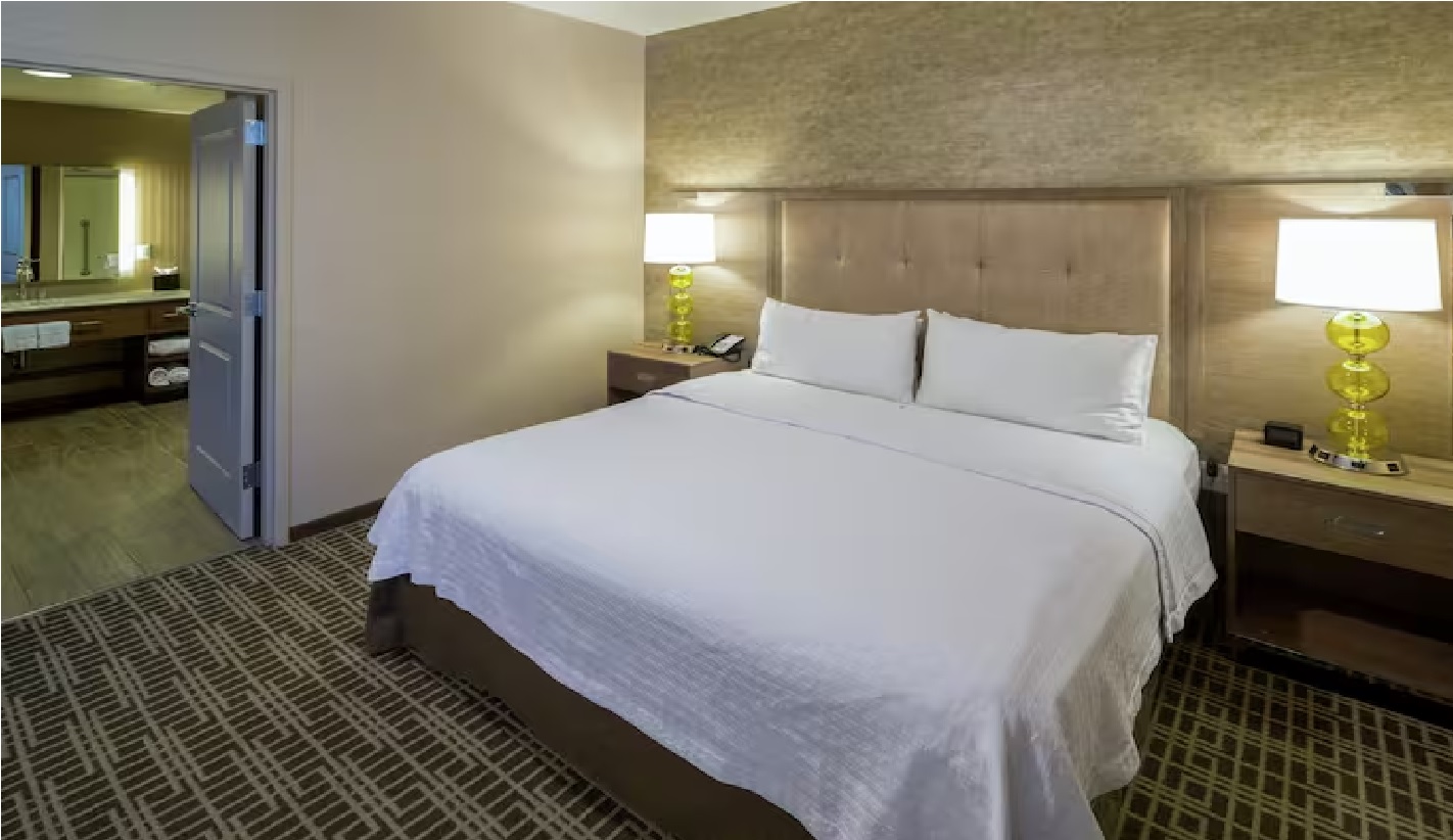 Studio King Size Bed