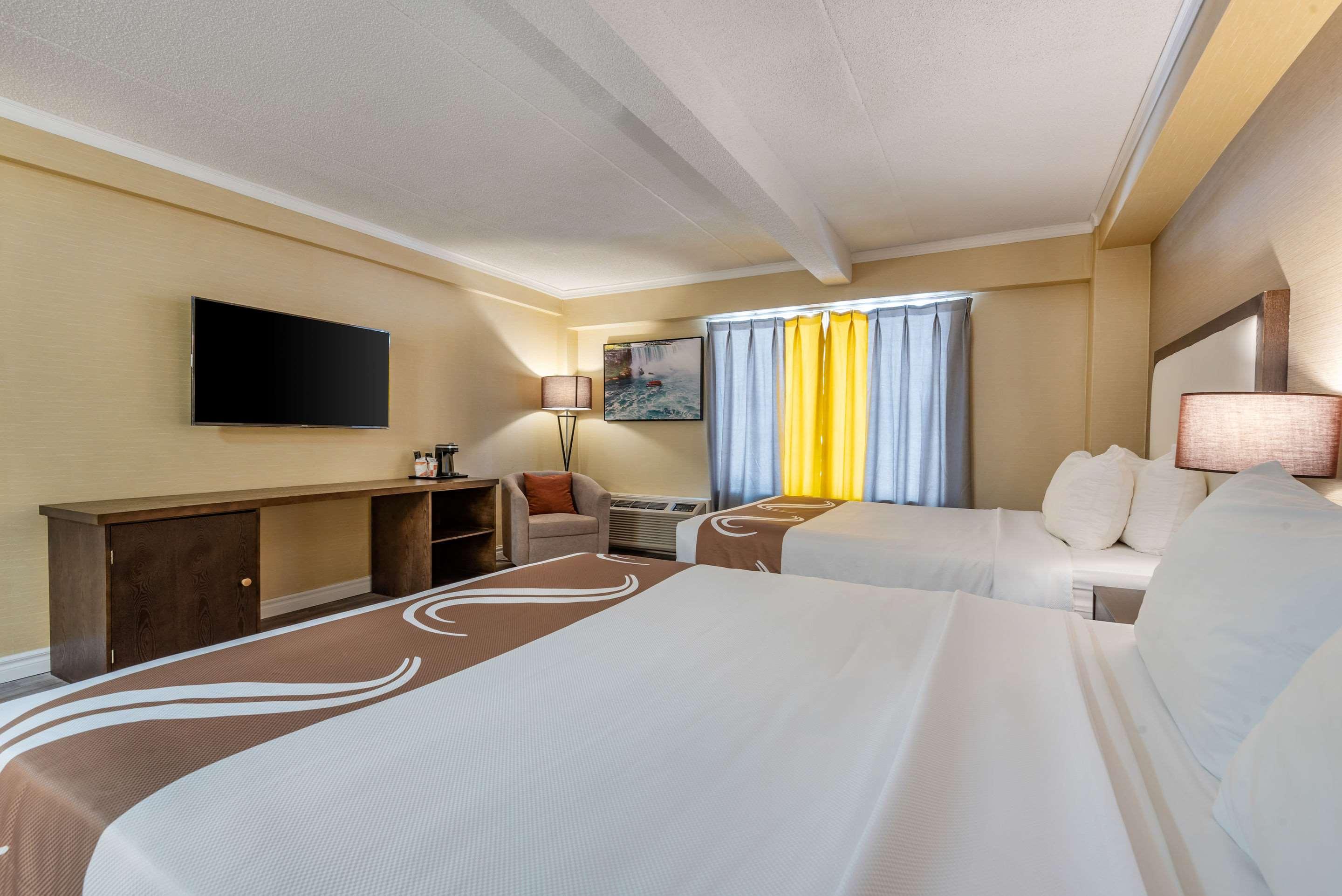 Quadruple Two Queen Beds