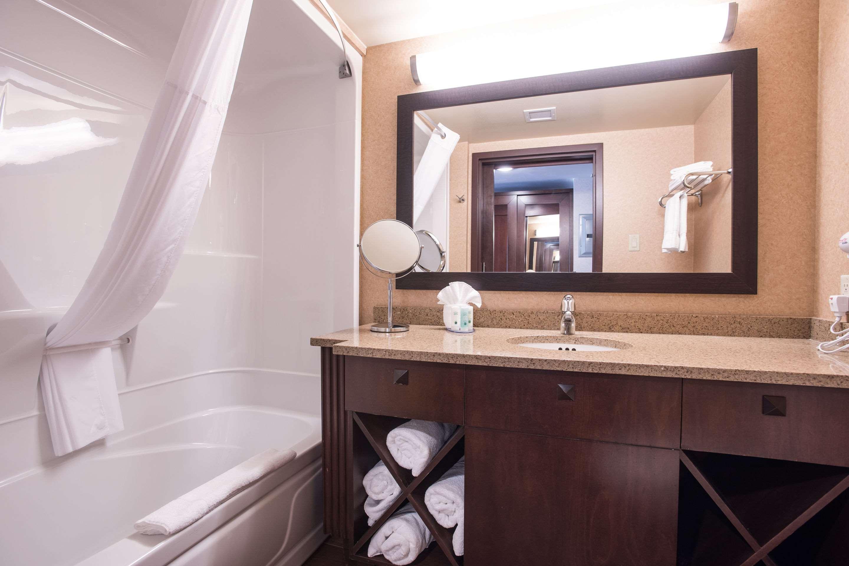 Suite Two Queen Beds