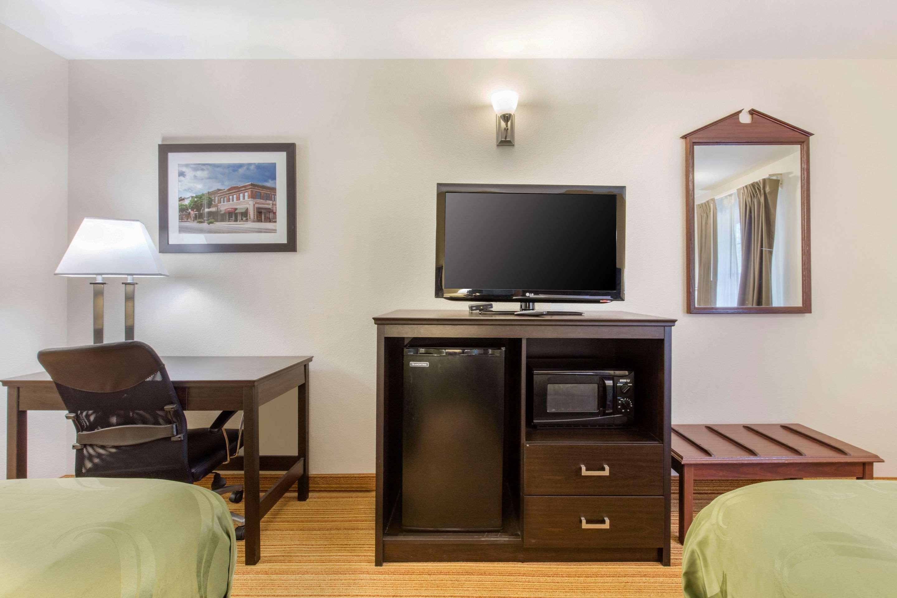 Quadruple Two Double Beds Non Smoking