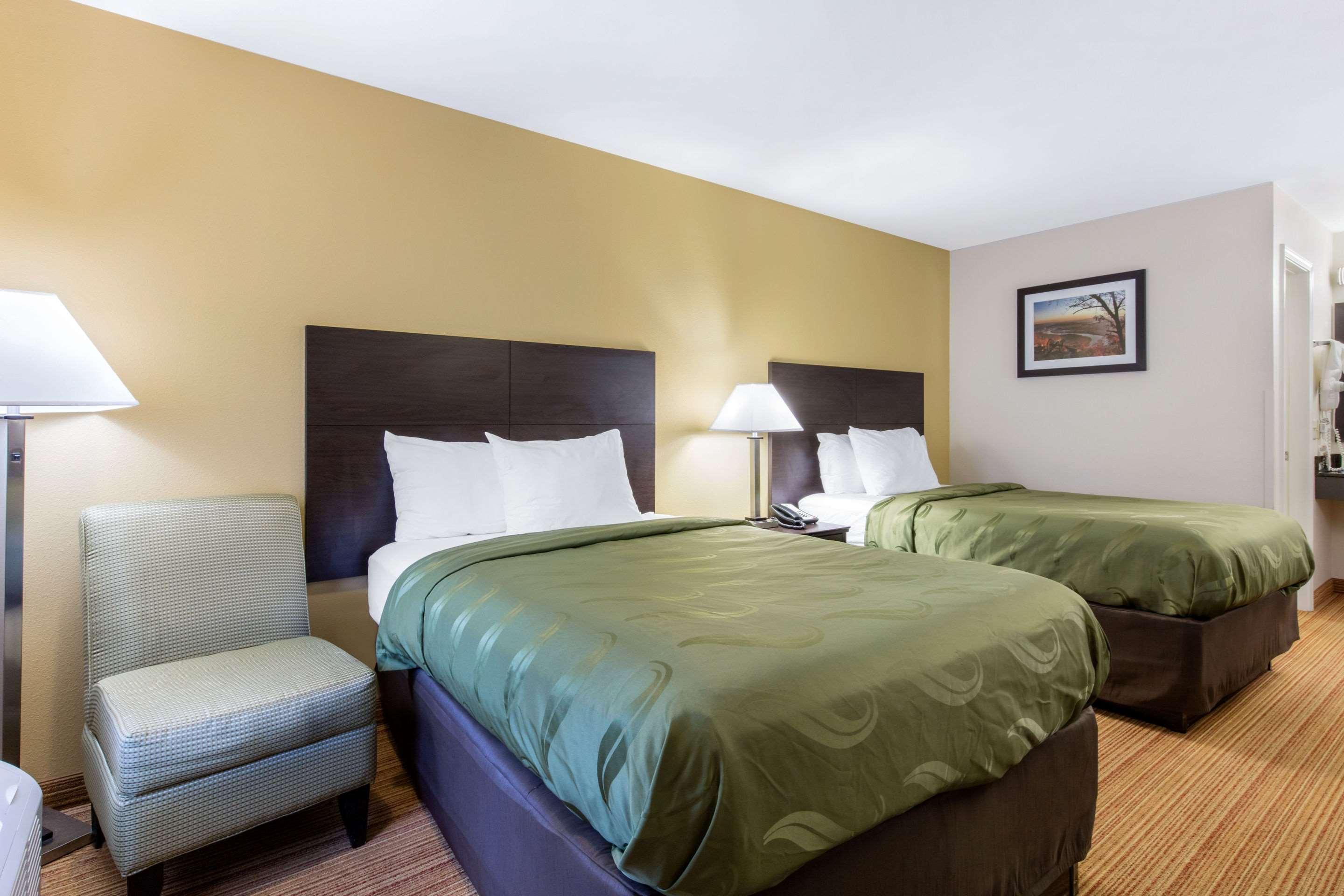 Quadruple Two Double Beds Non Smoking