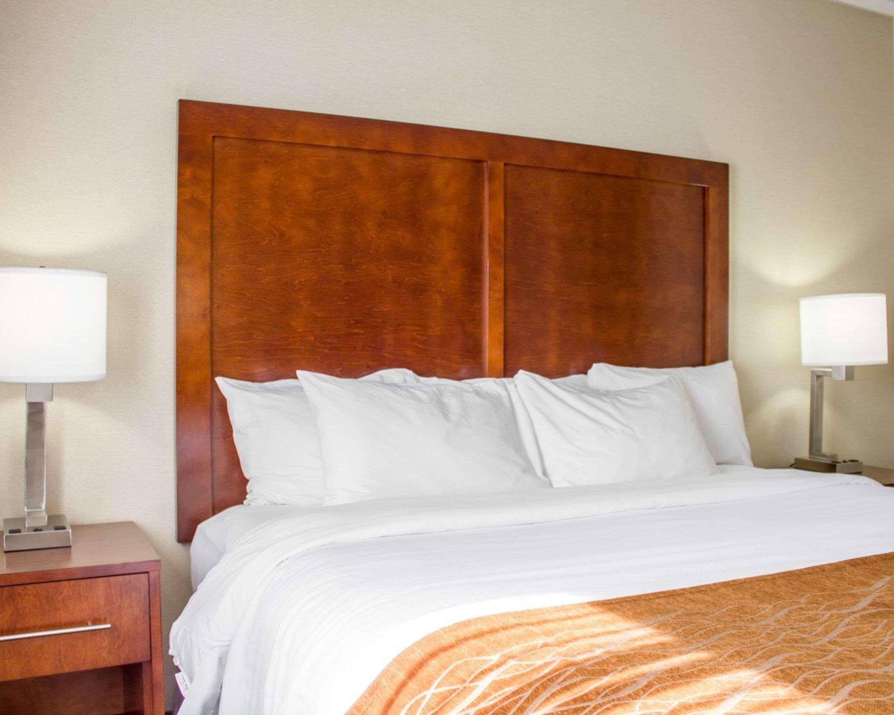 Double King Bed Non Smoking