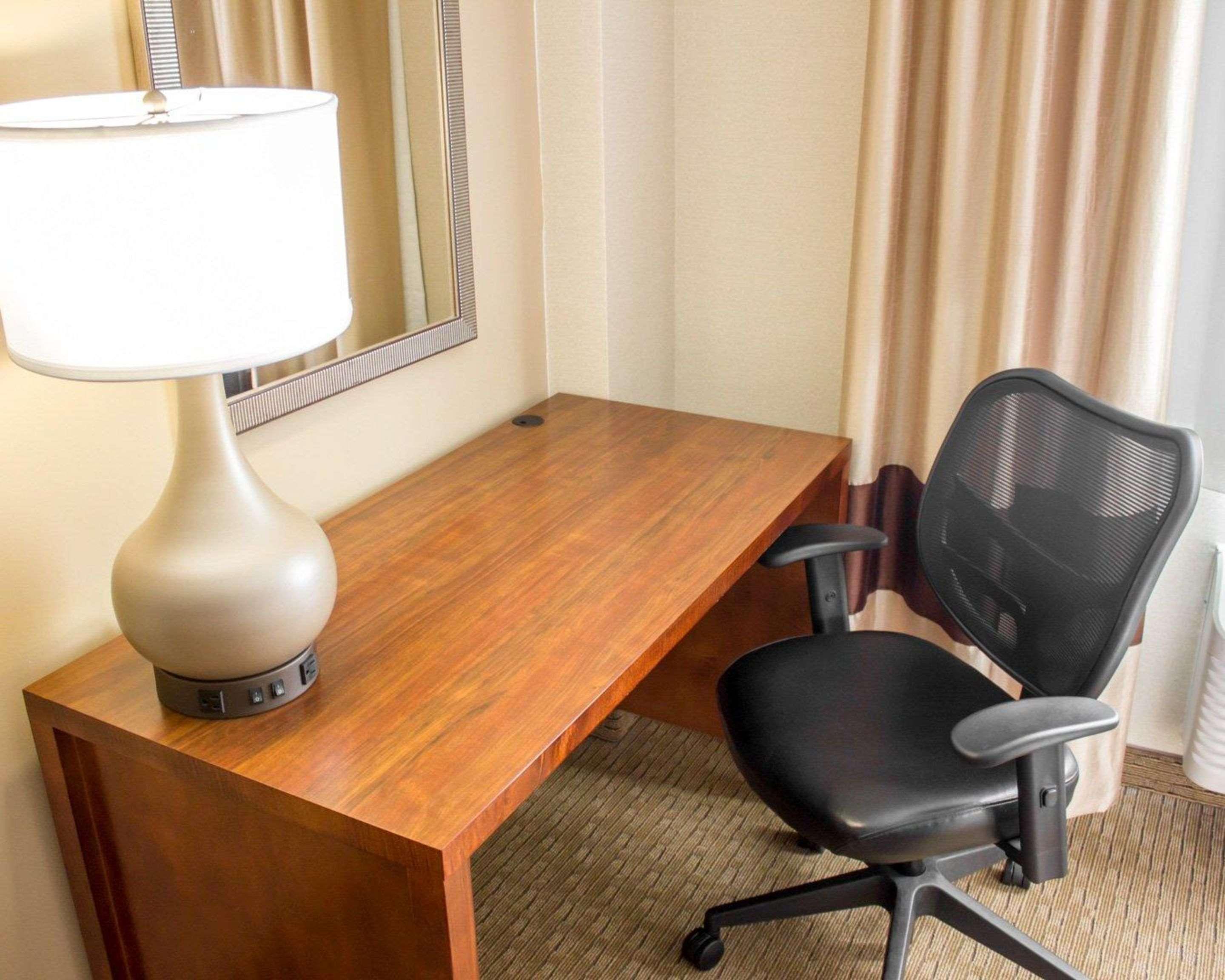 Double King Bed Non Smoking