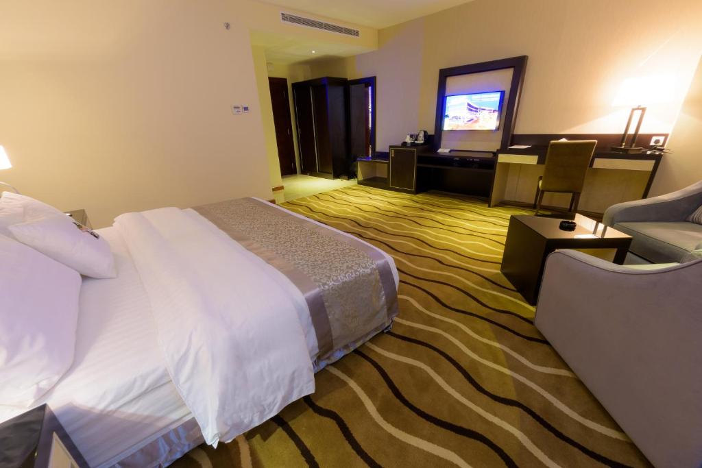 Double Premium King Bed