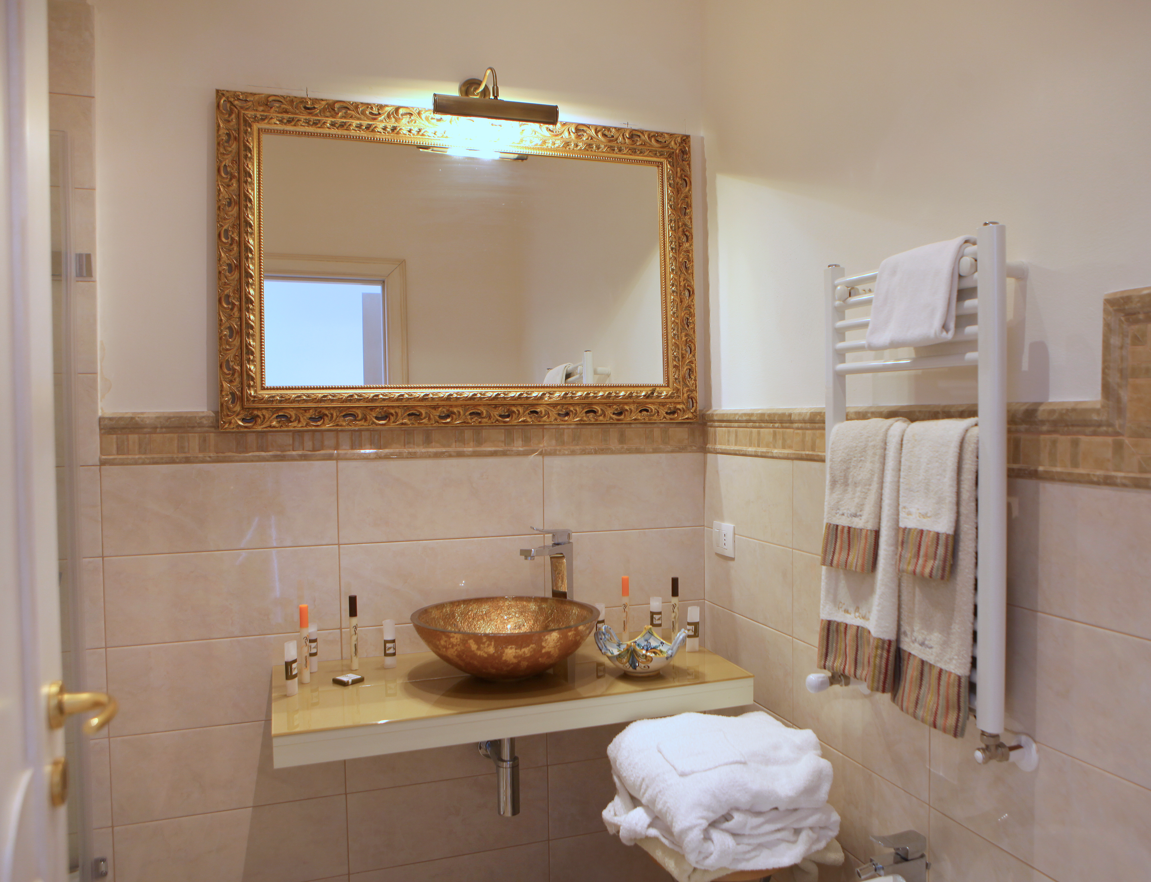 Double Single Superior with Balcony