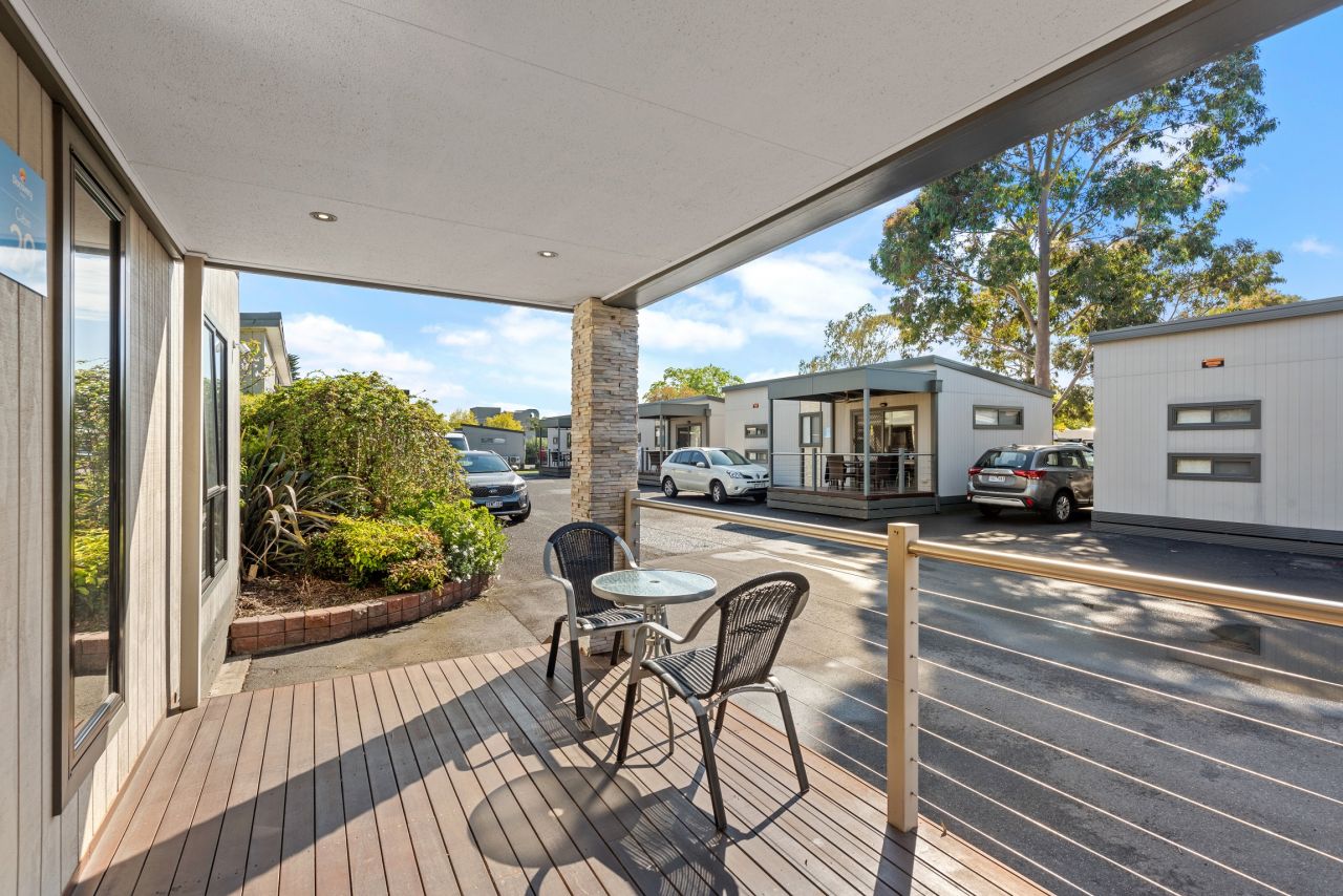 Cabin Deluxe One Bedroom