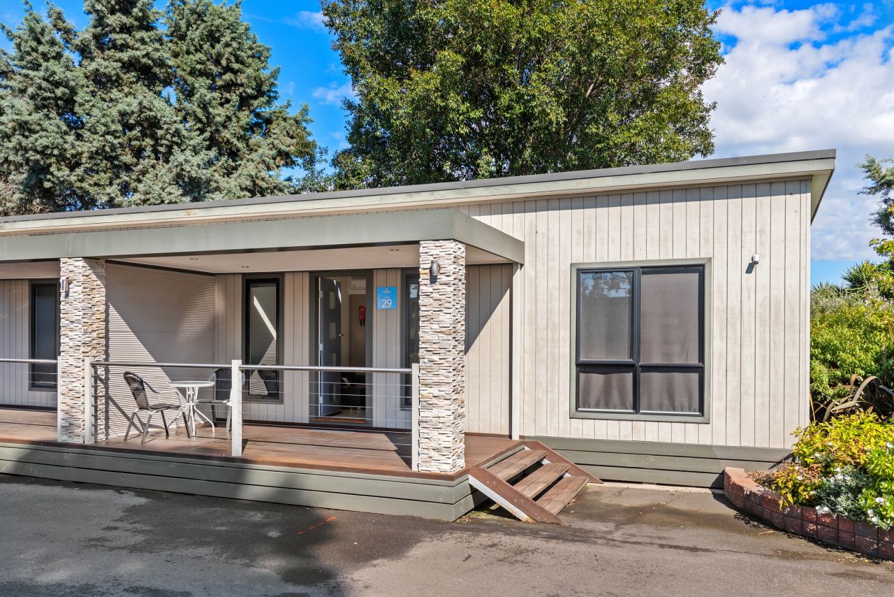 Cabin Deluxe One Bedroom