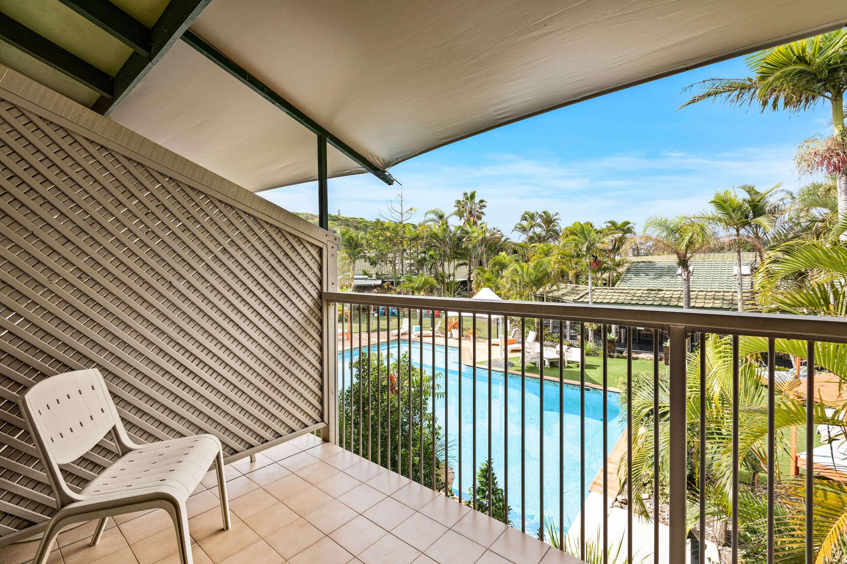 Double Queen Size Bed